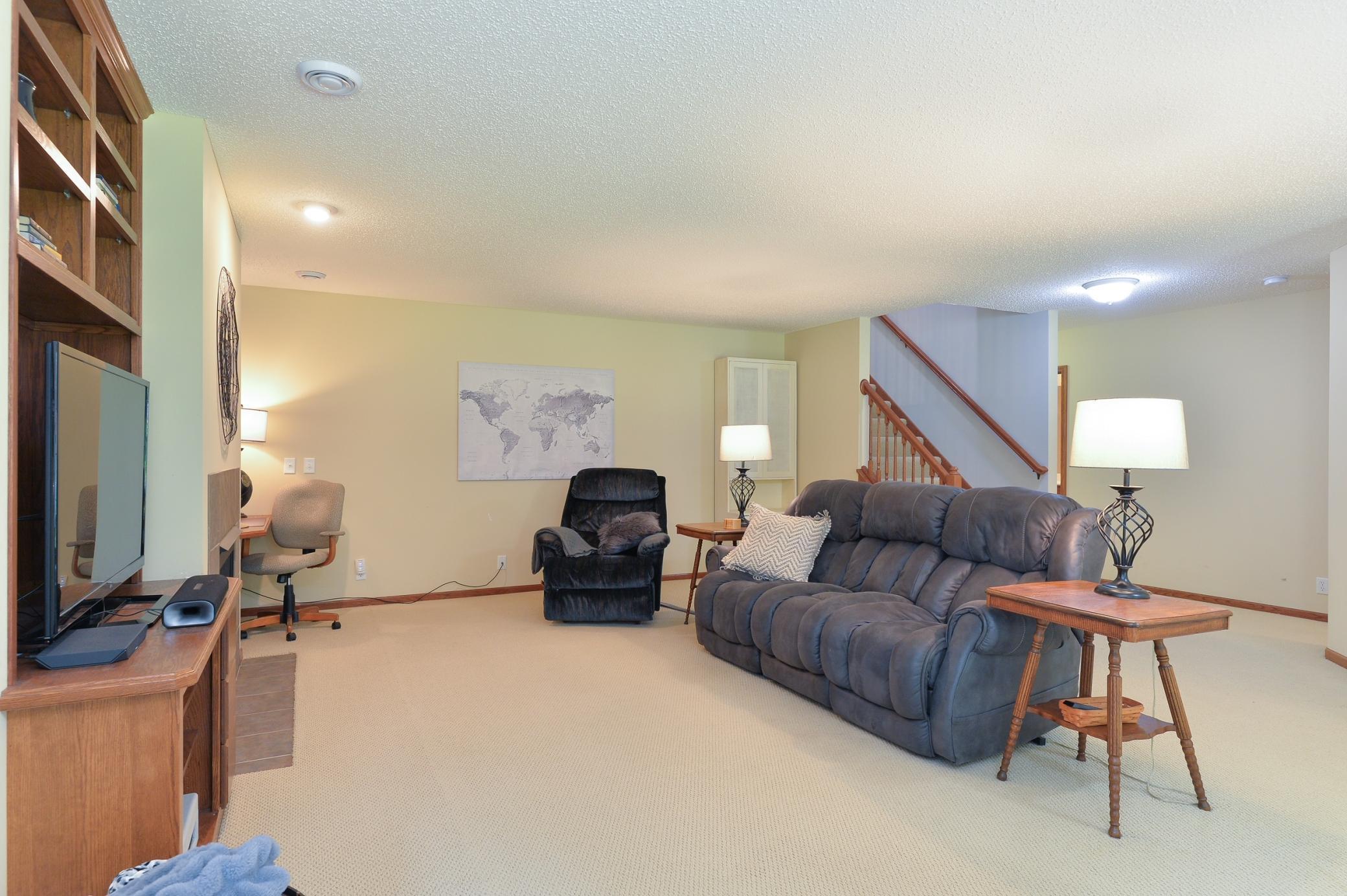 7148 Ballard Trail