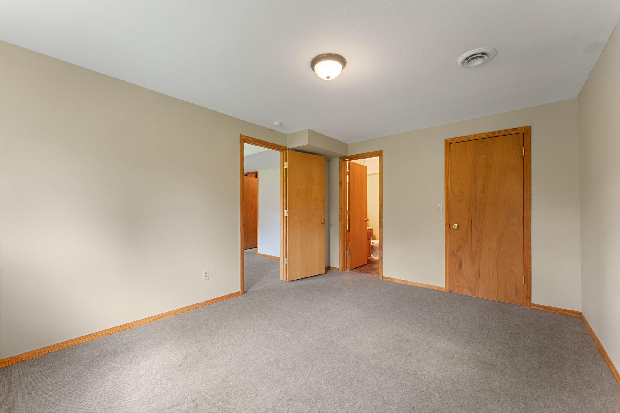 2574 75th Street E