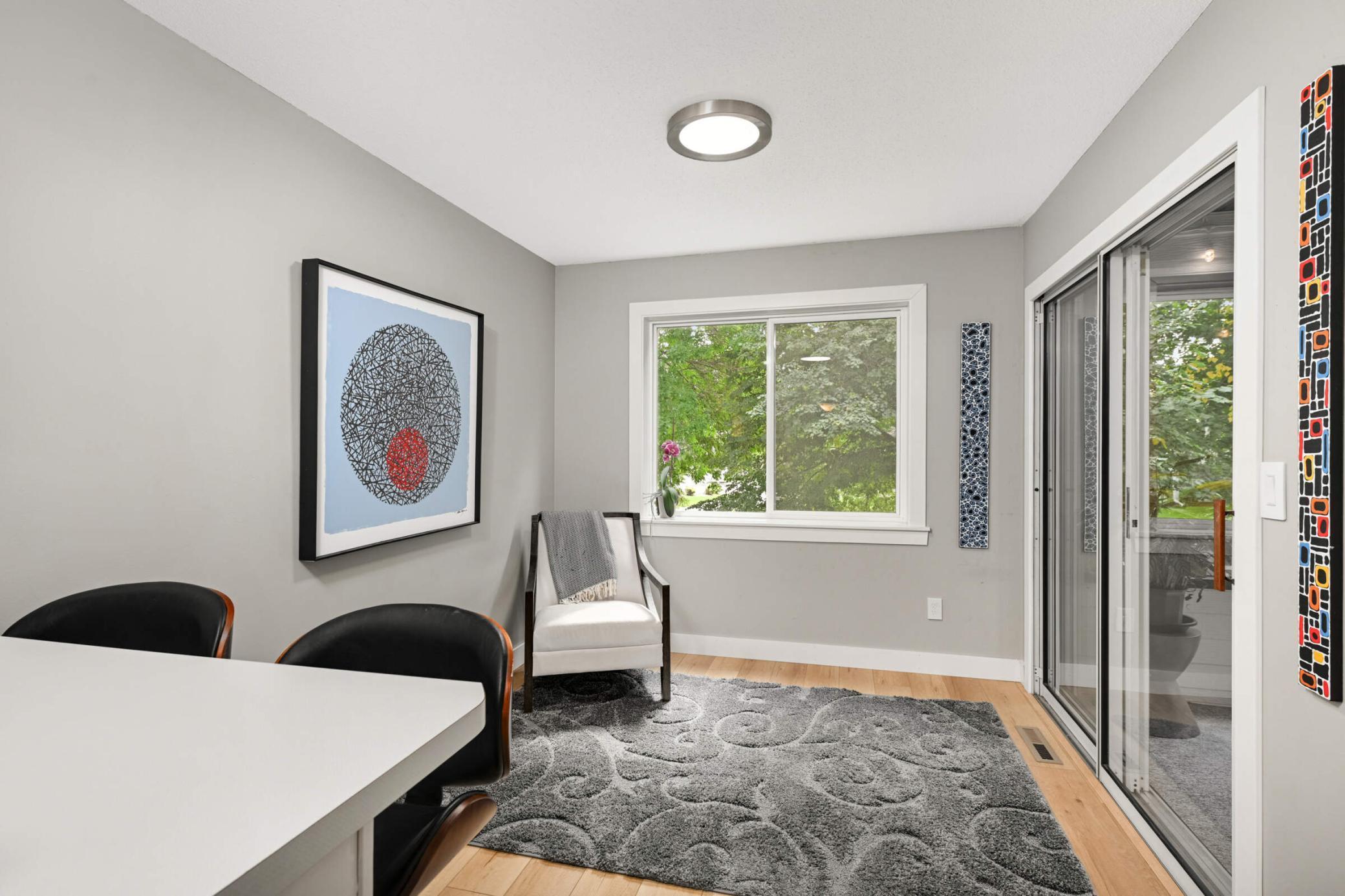 3702 Gershwin Lane N