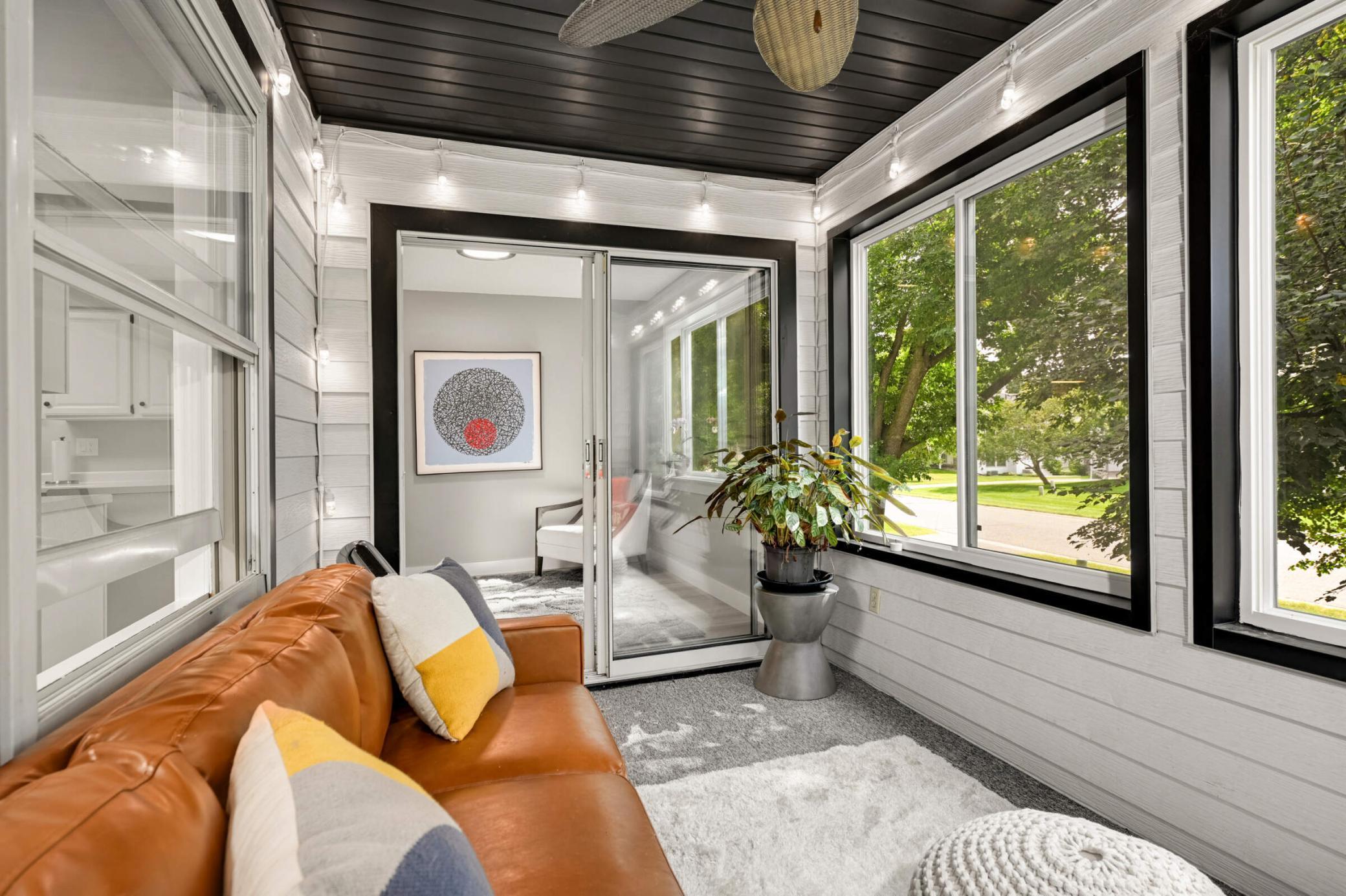 3702 Gershwin Lane N