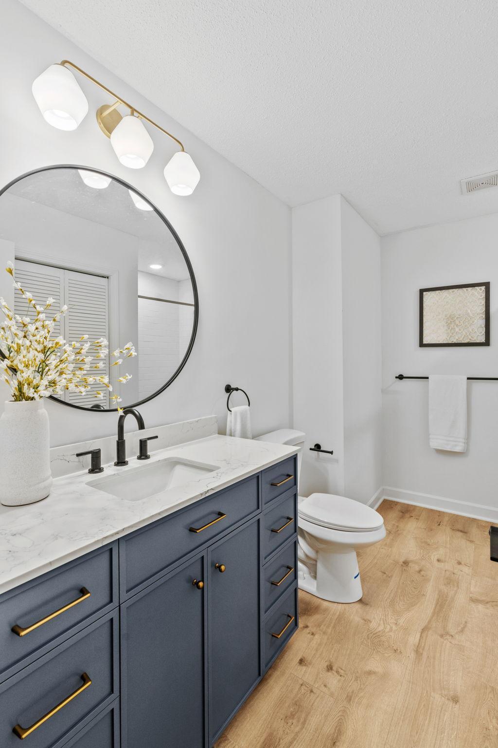 5140 W 102nd Street Unit: 210