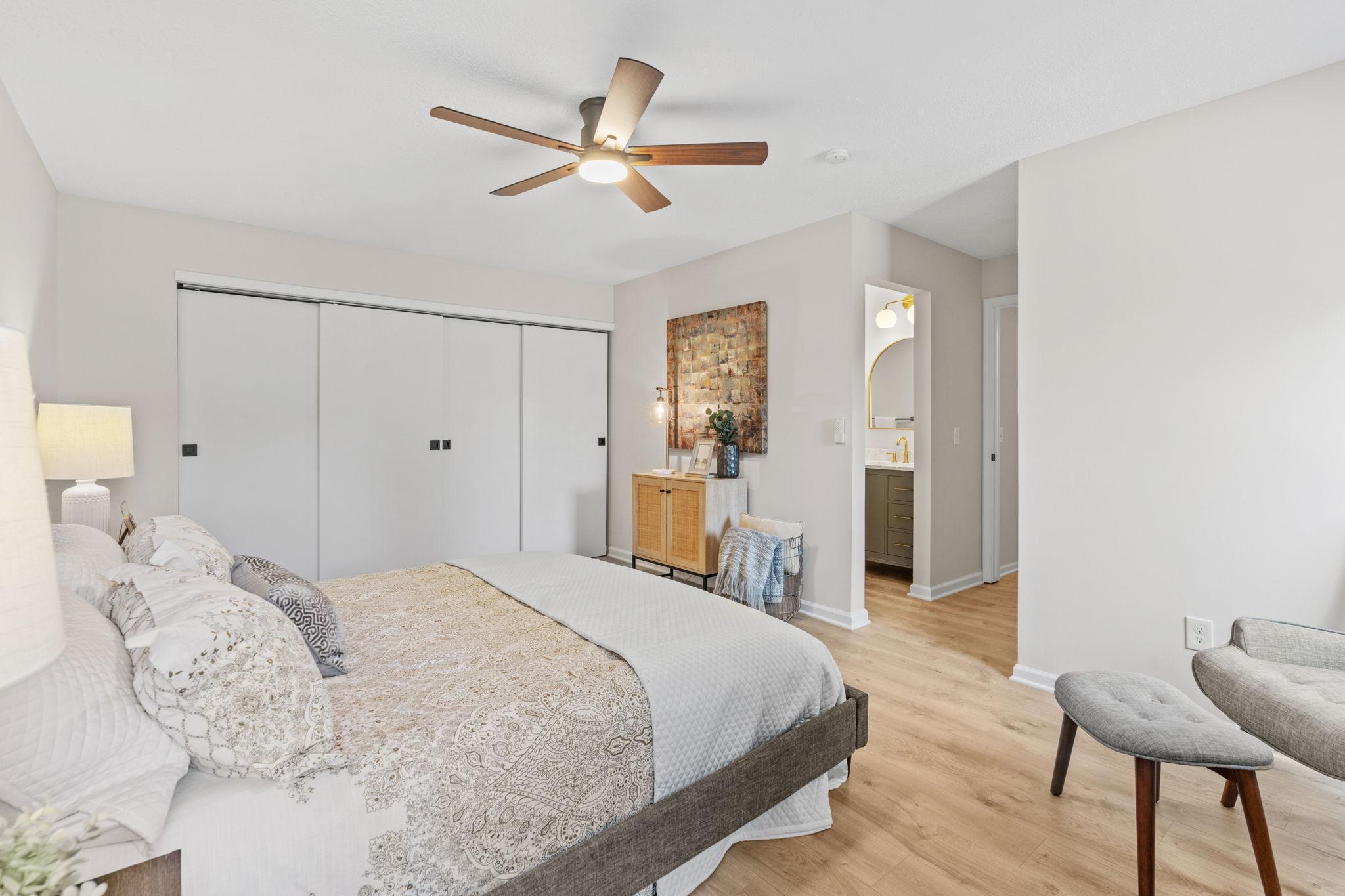 5140 W 102nd Street Unit: 210