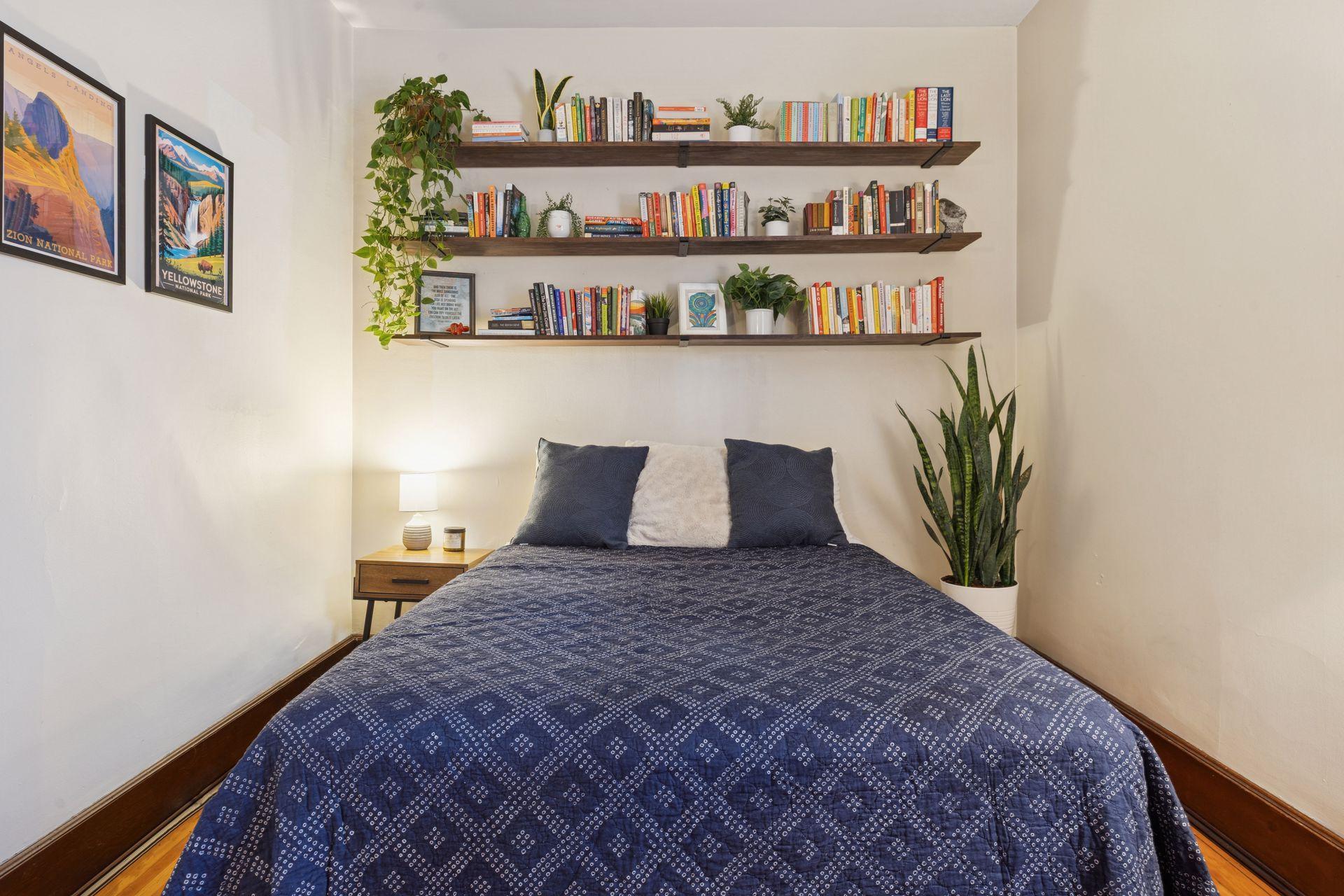 182 Kent Street Unit: 2