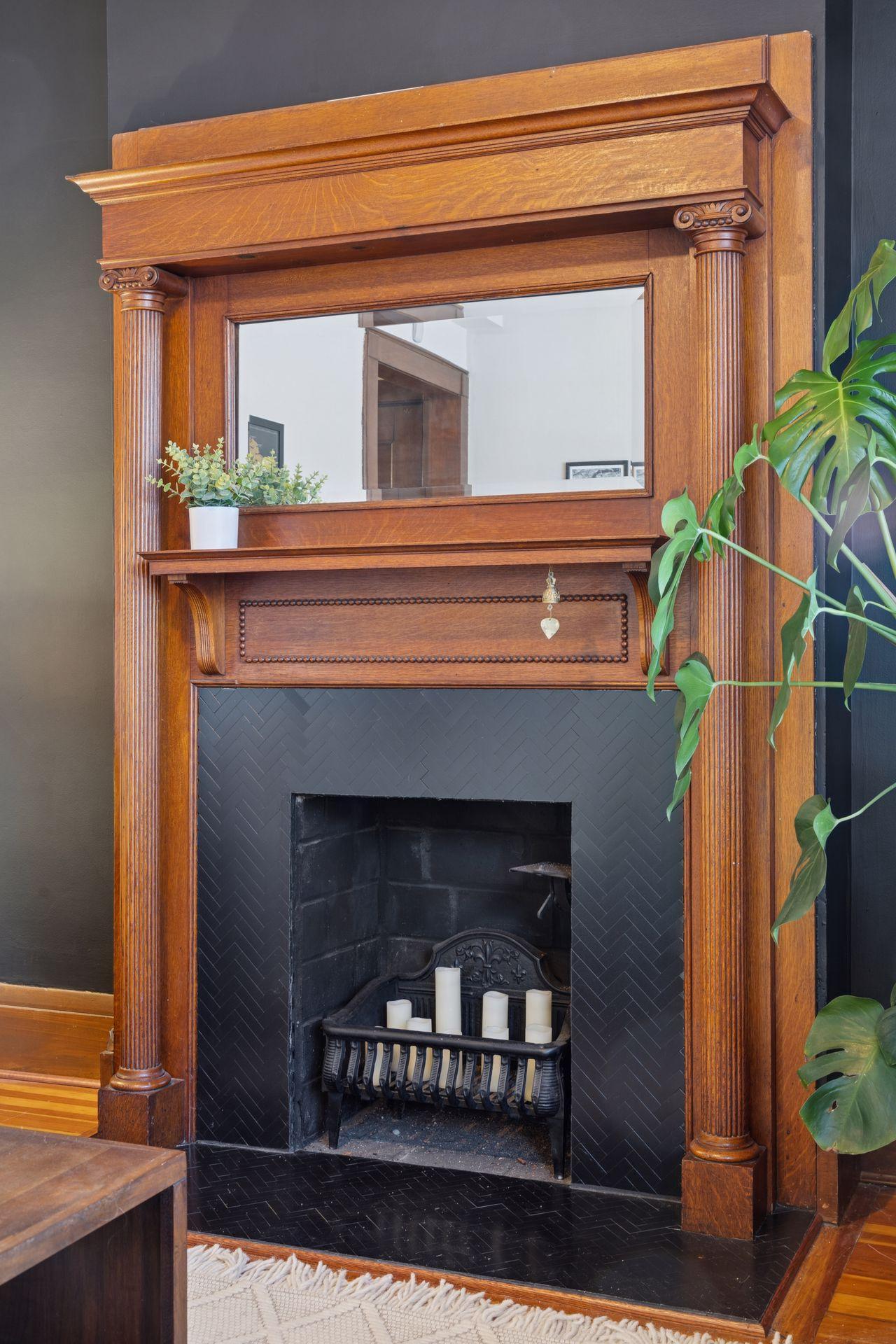 182 Kent Street Unit: 2