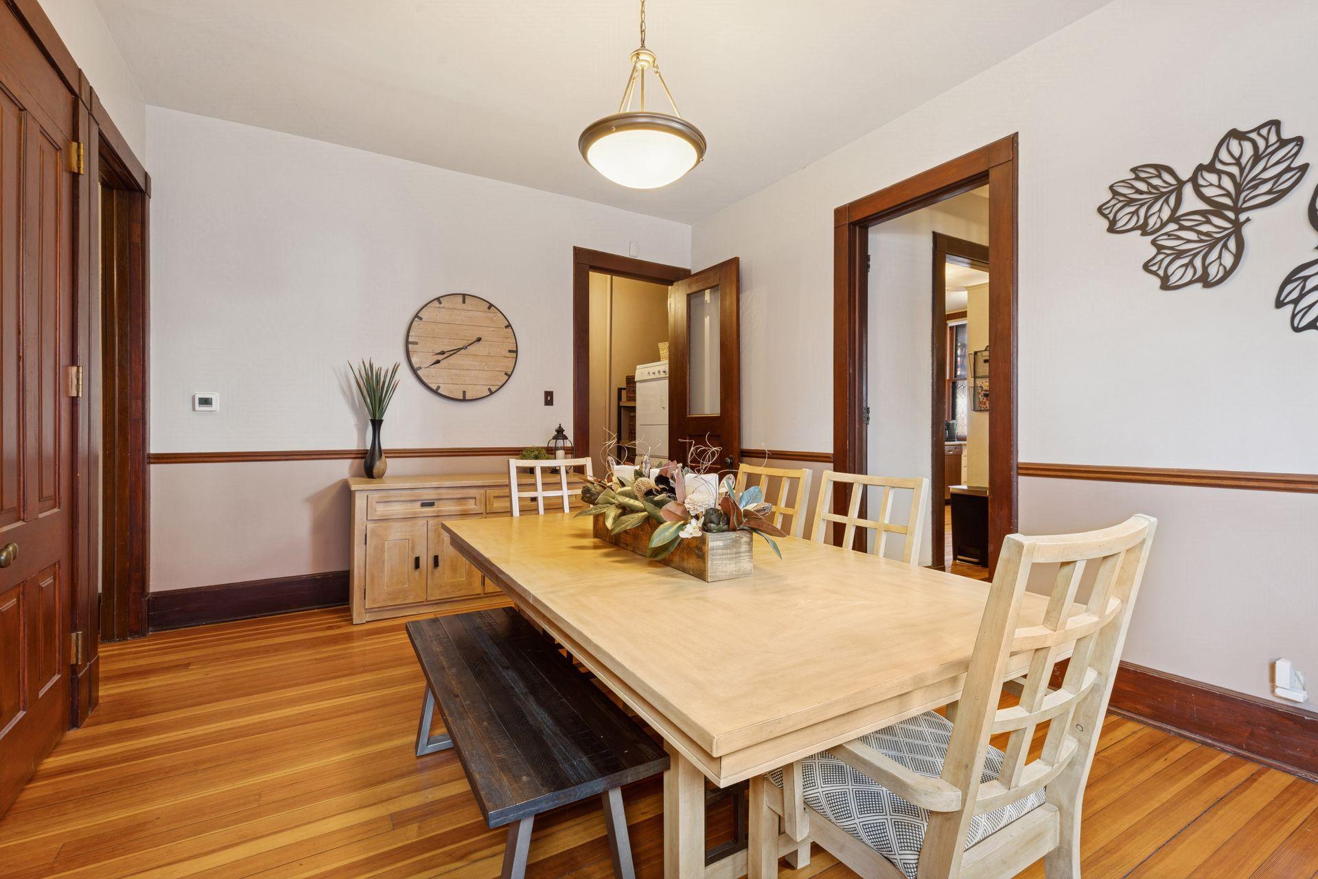 182 Kent Street Unit: 2