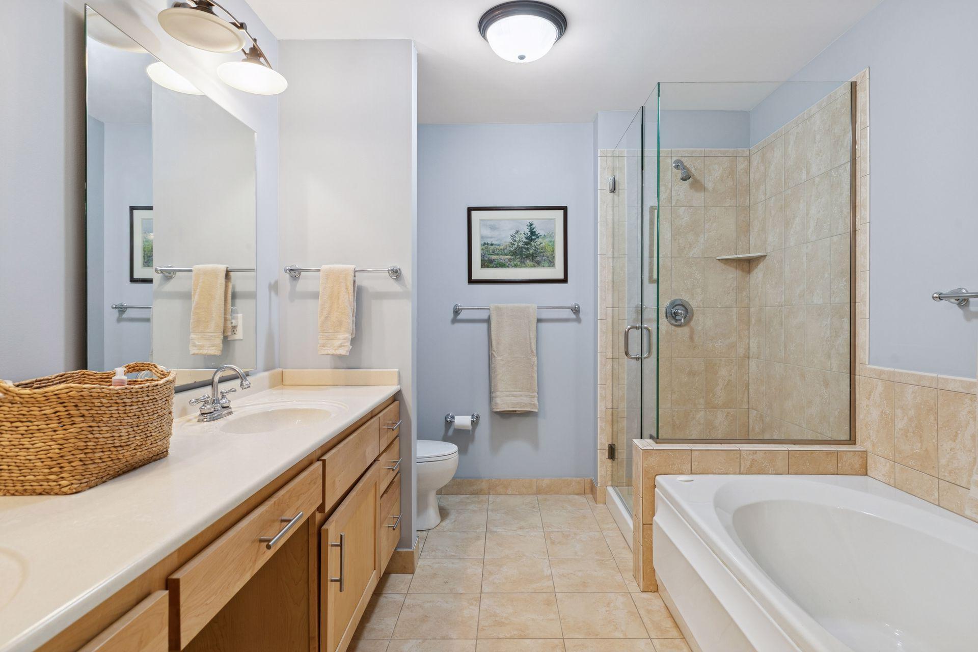 1060 Grand Avenue Unit: 204