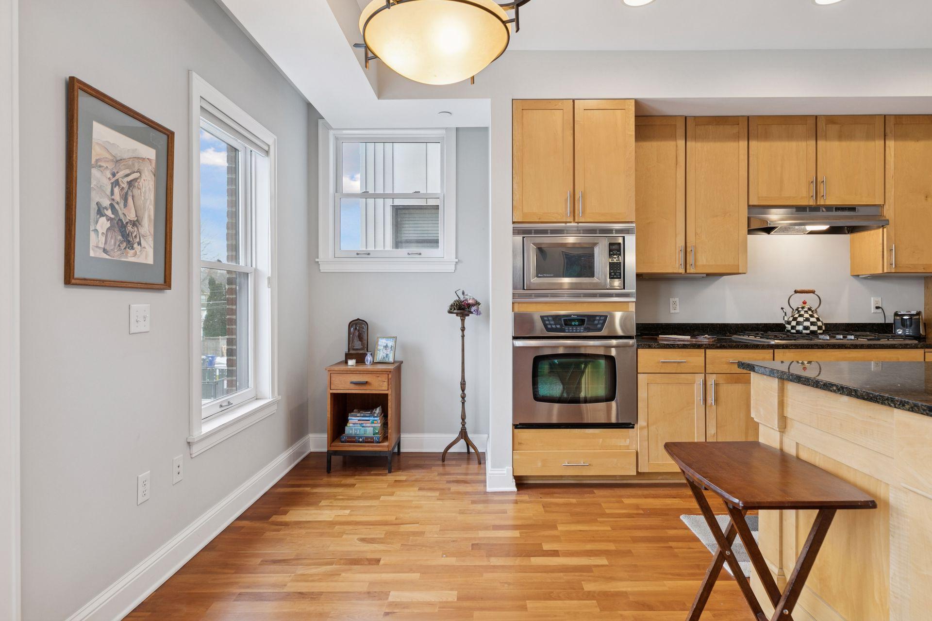 1060 Grand Avenue Unit: 204