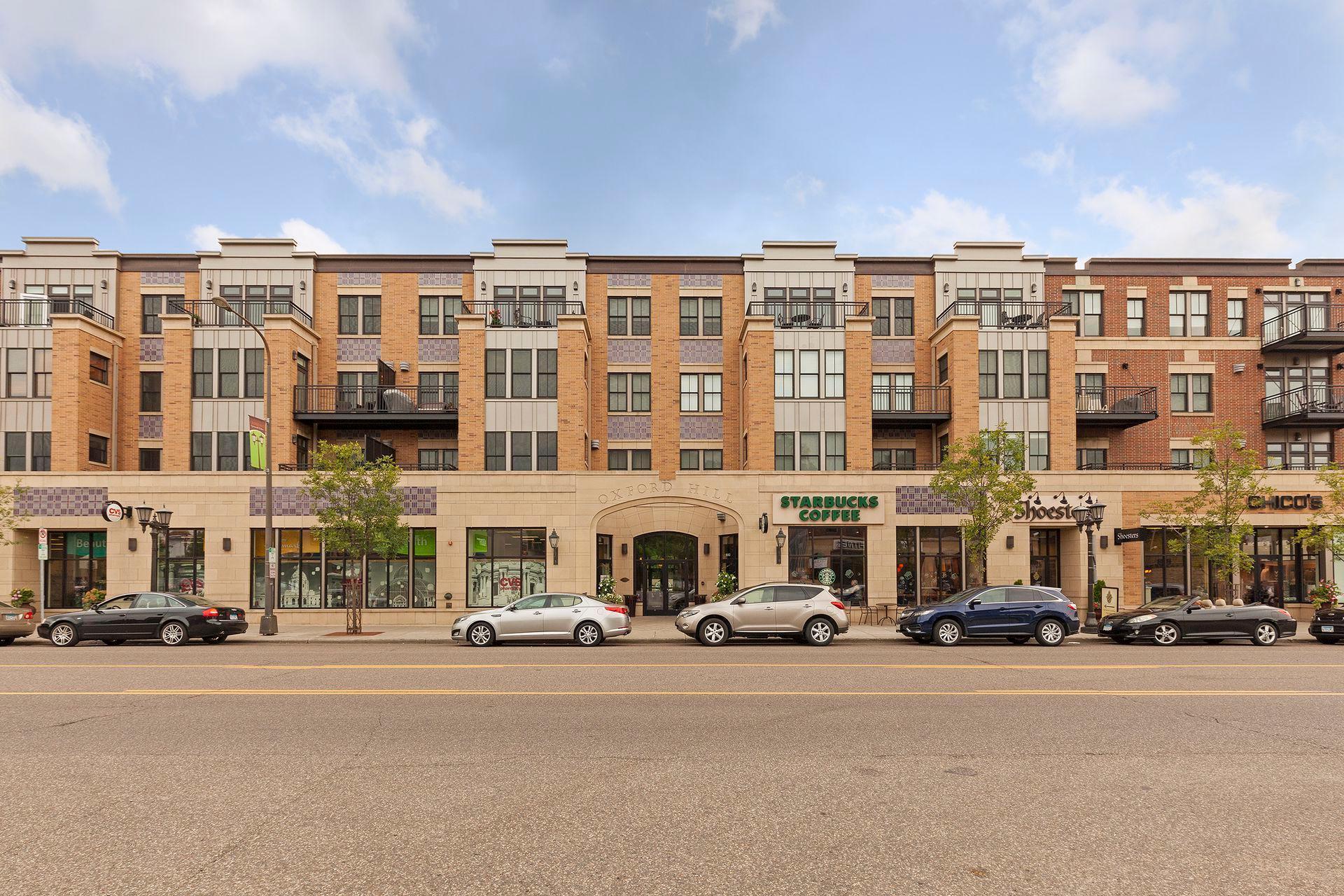 1060 Grand Avenue Unit: 204