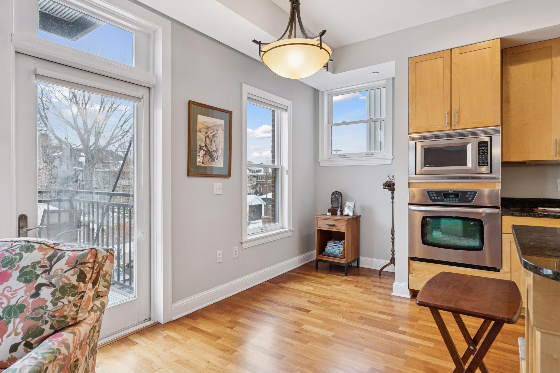 1060 Grand Avenue Unit: 204