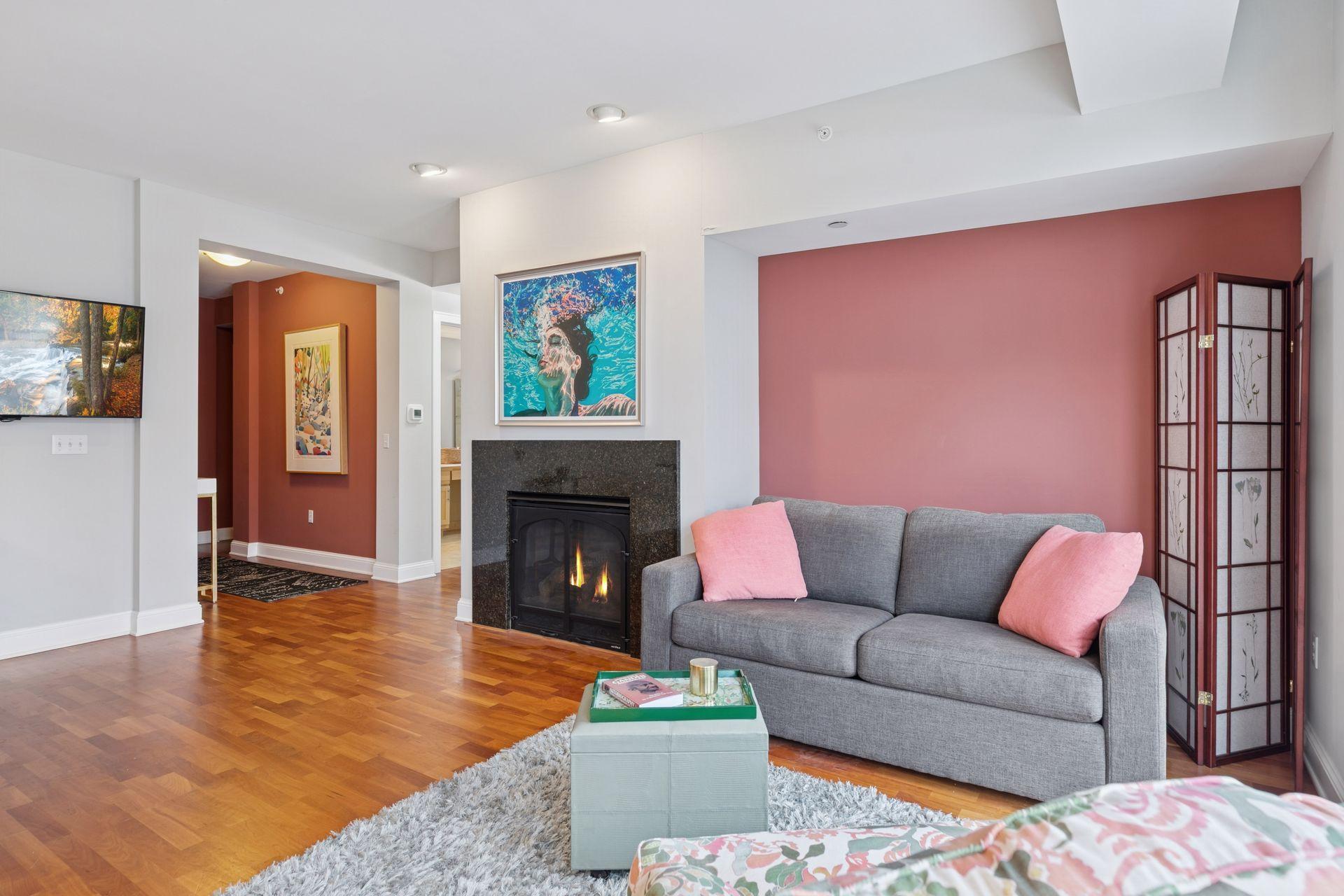 1060 Grand Avenue Unit: 204