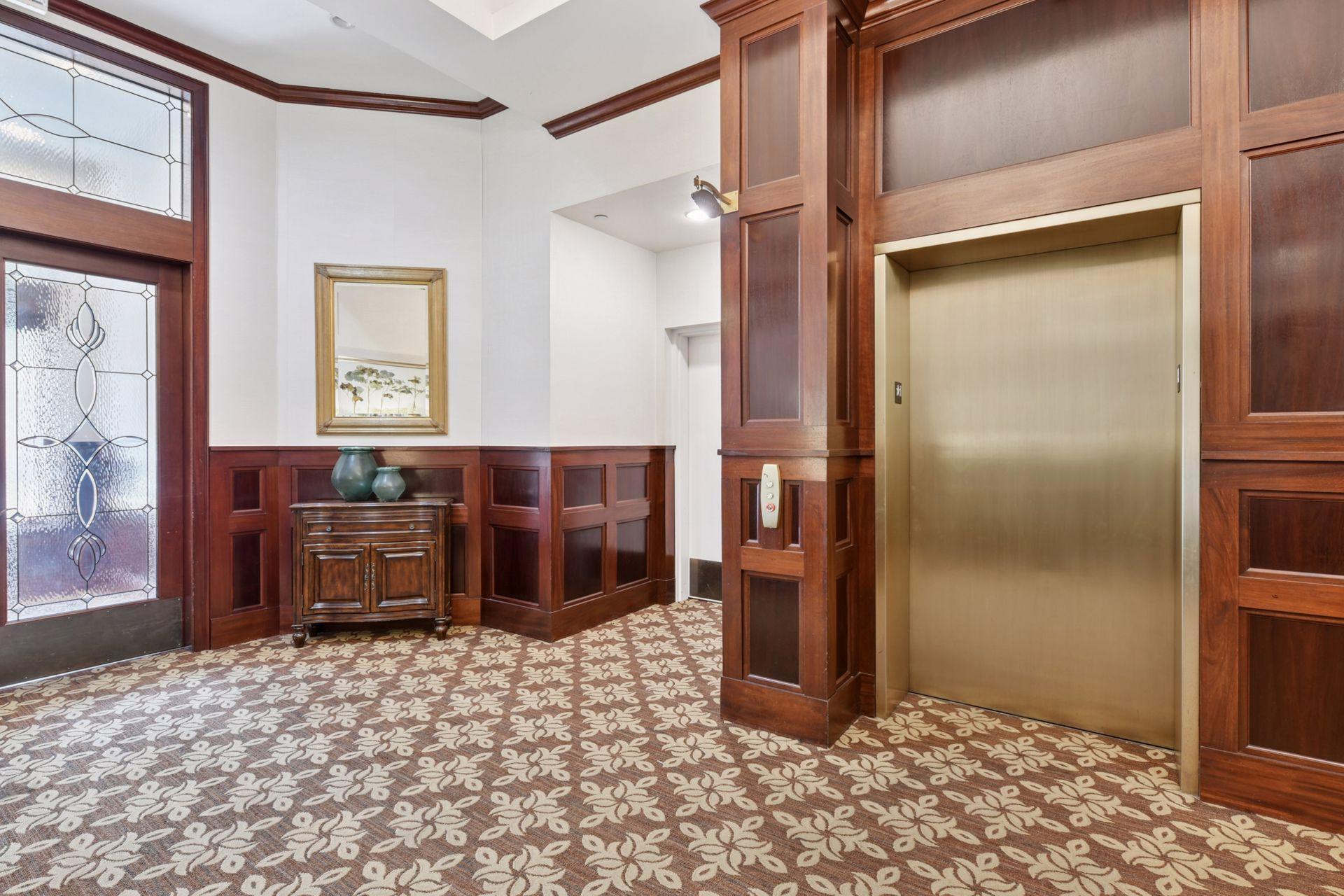 1060 Grand Avenue Unit: 204