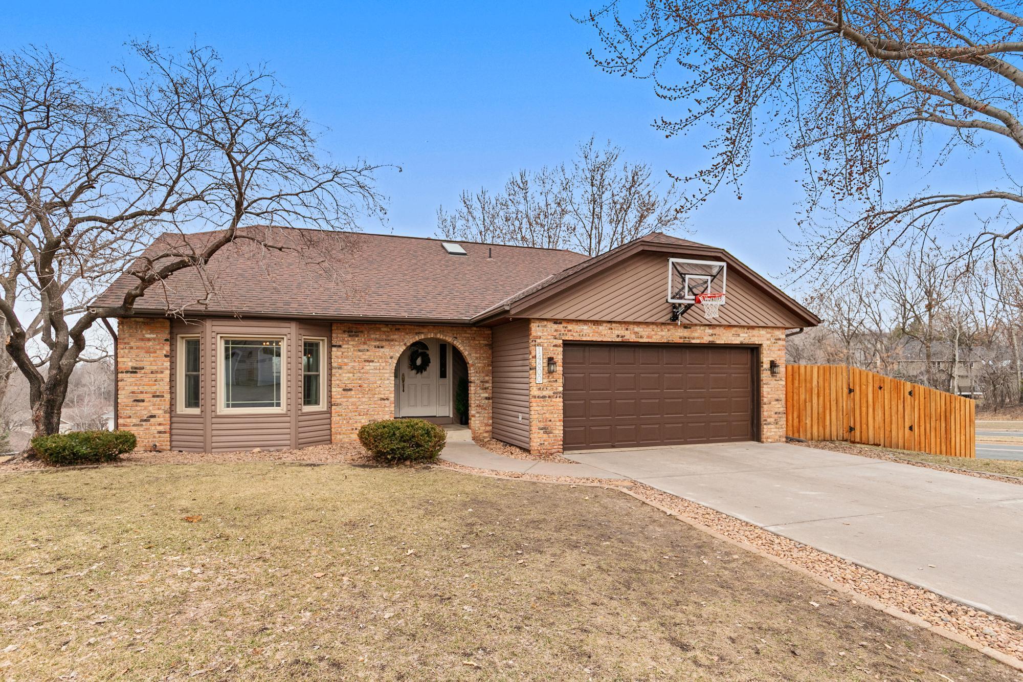 14800 Interlachen Lane