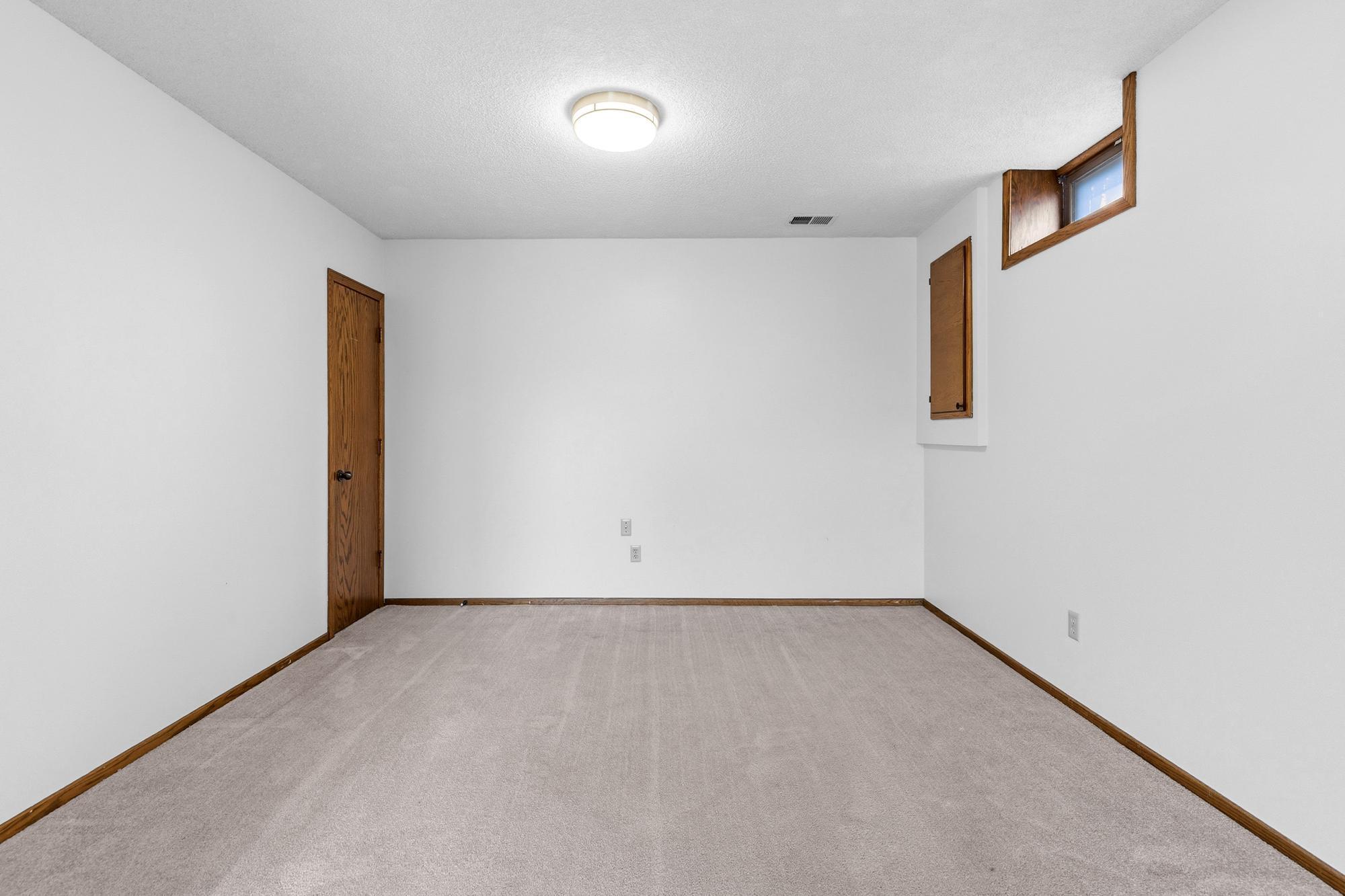 14800 Interlachen Lane