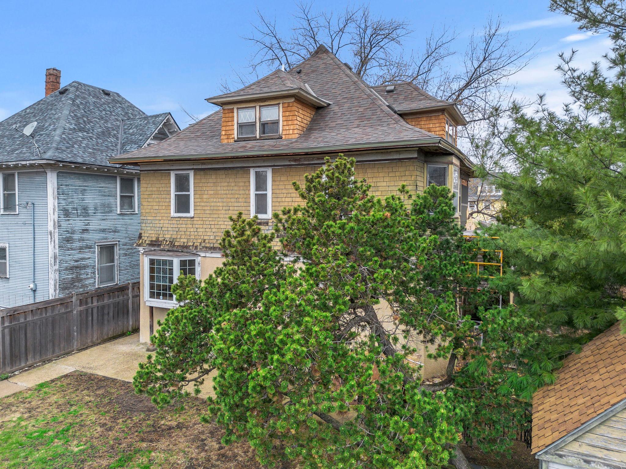 924 Marshall Avenue