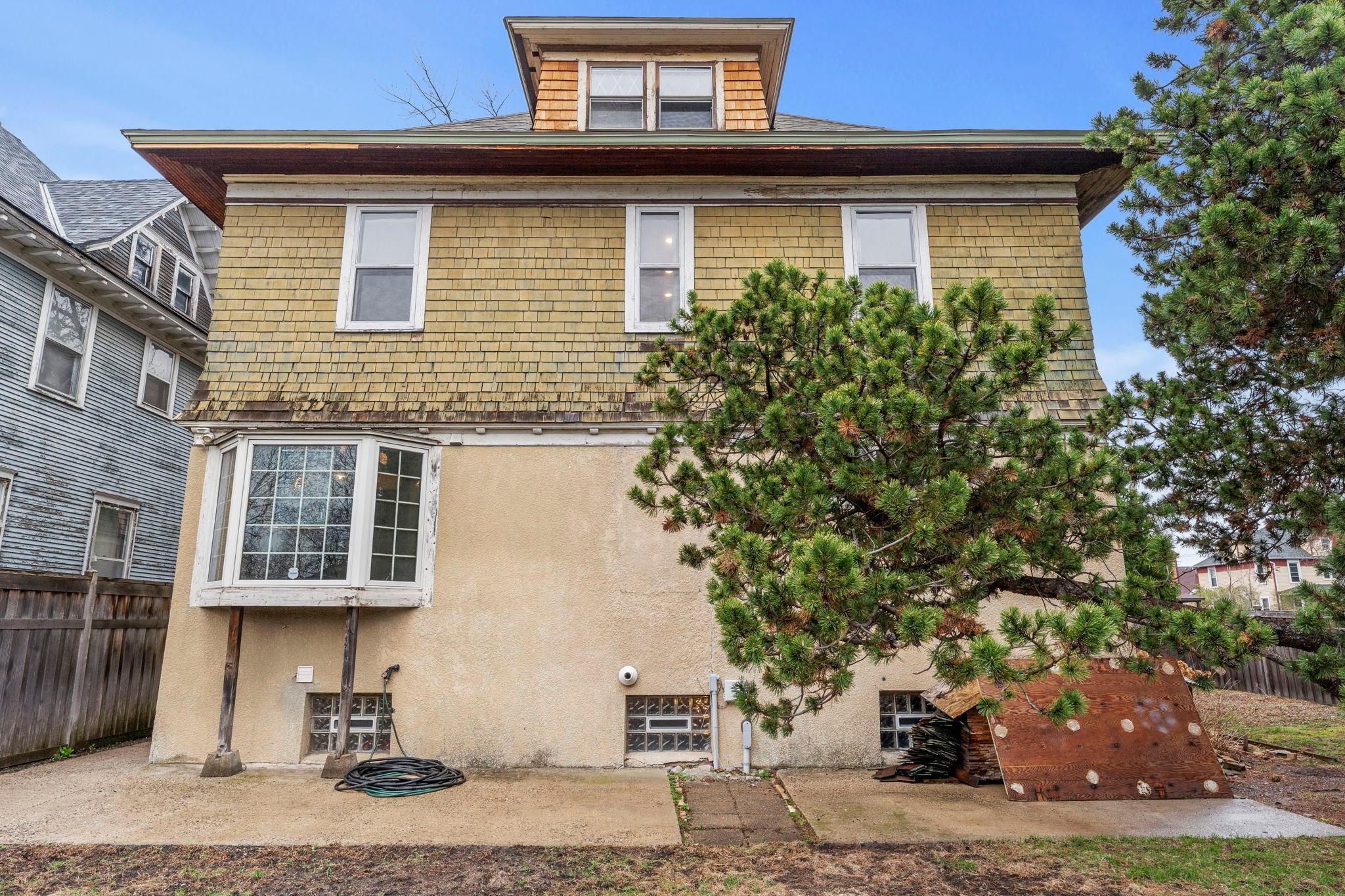 924 Marshall Avenue