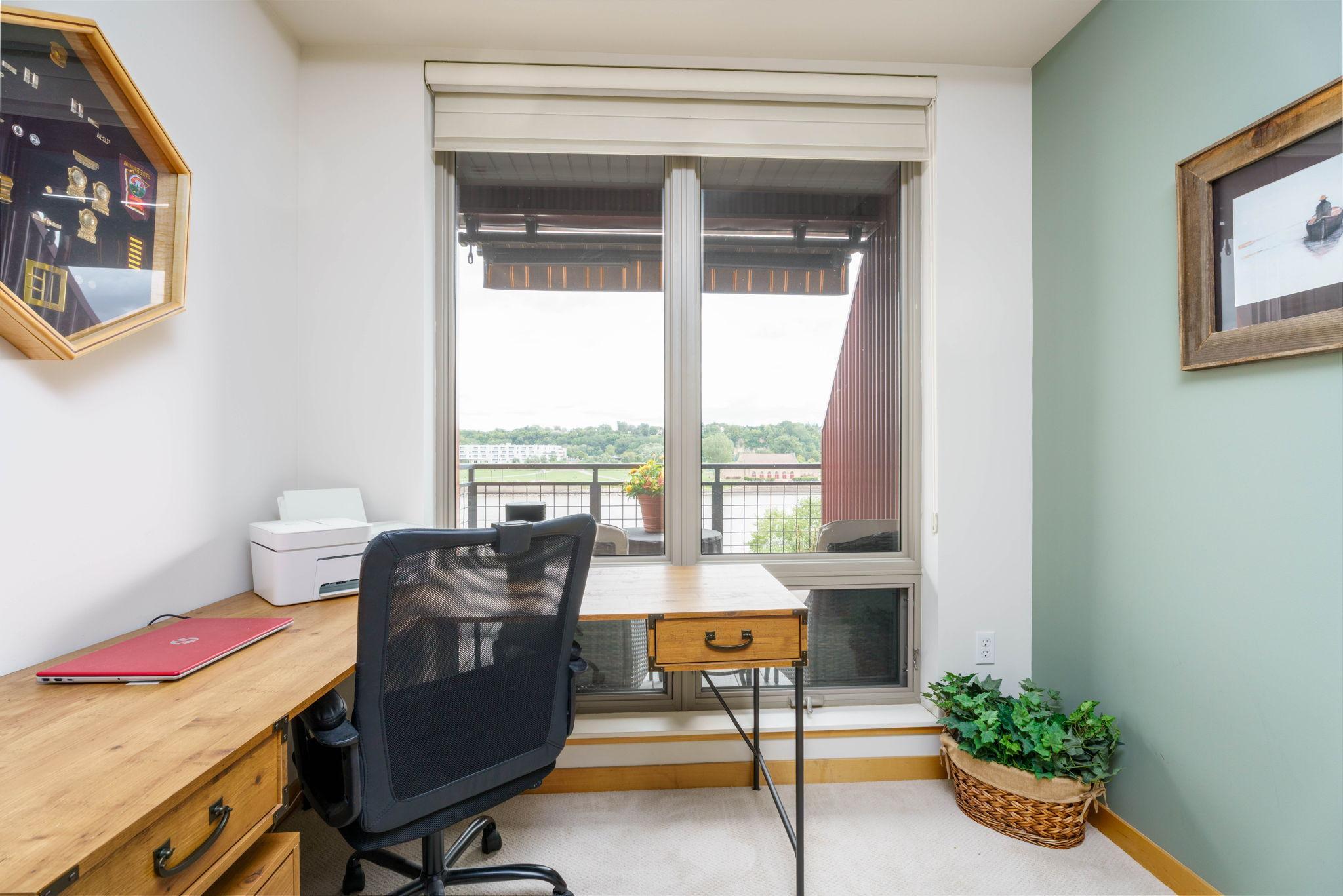 240 Spring Street Unit: 325