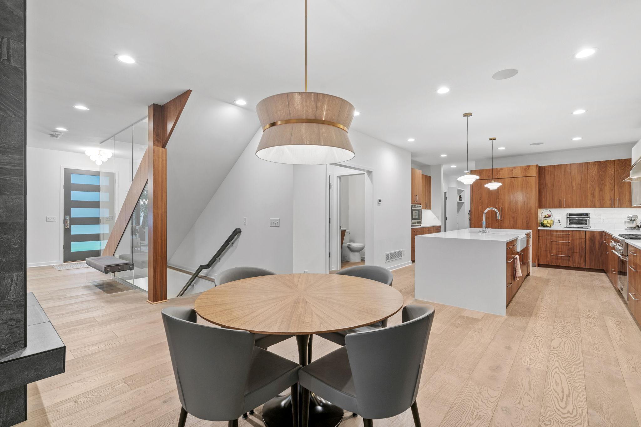 3516 W Fuller Street