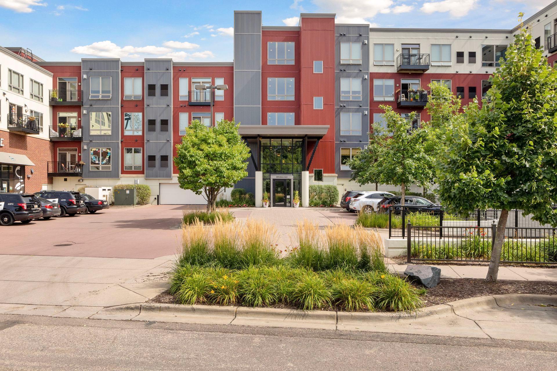240 Spring Street Unit: 203