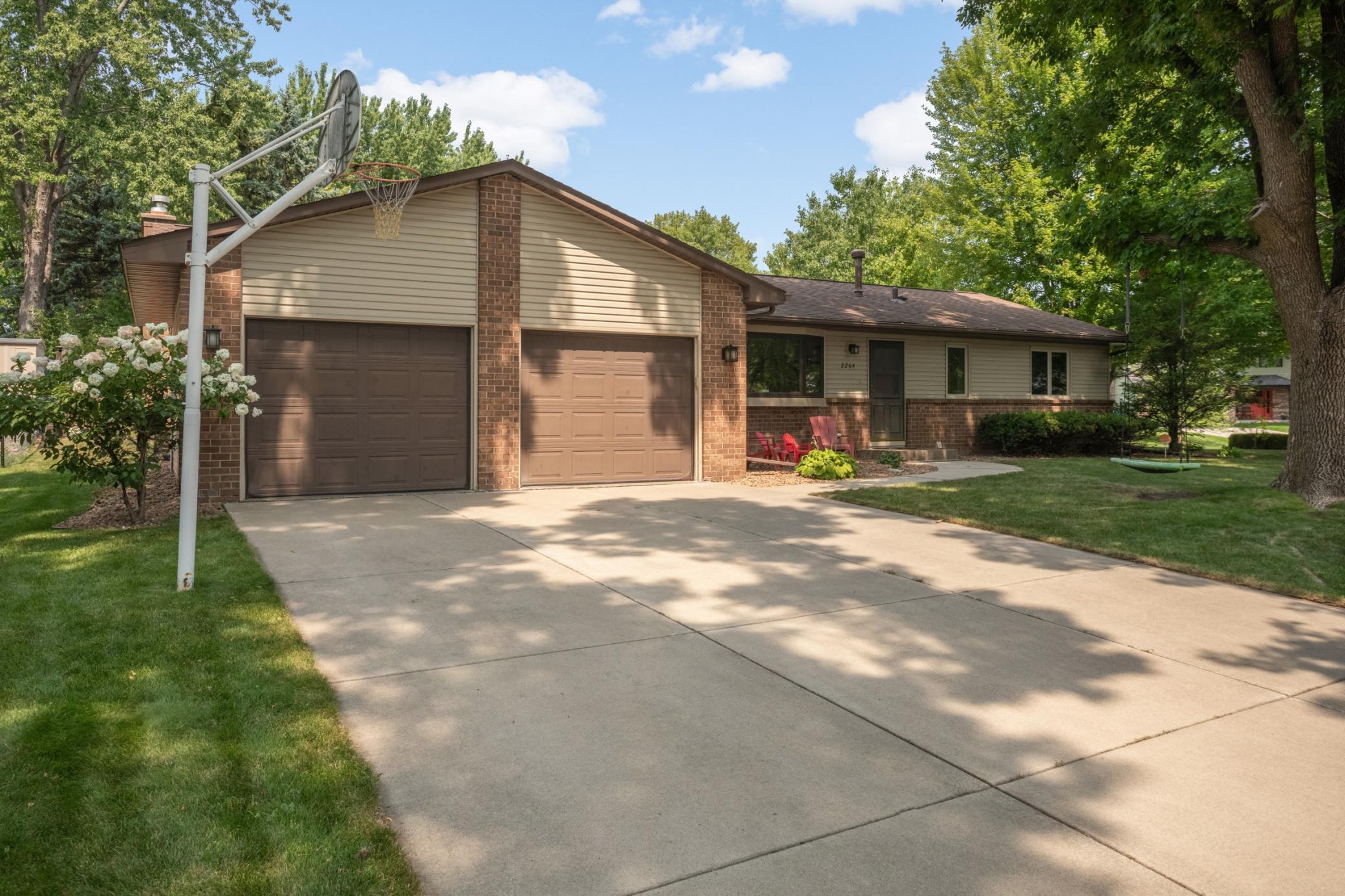 2264 Heritage Lane