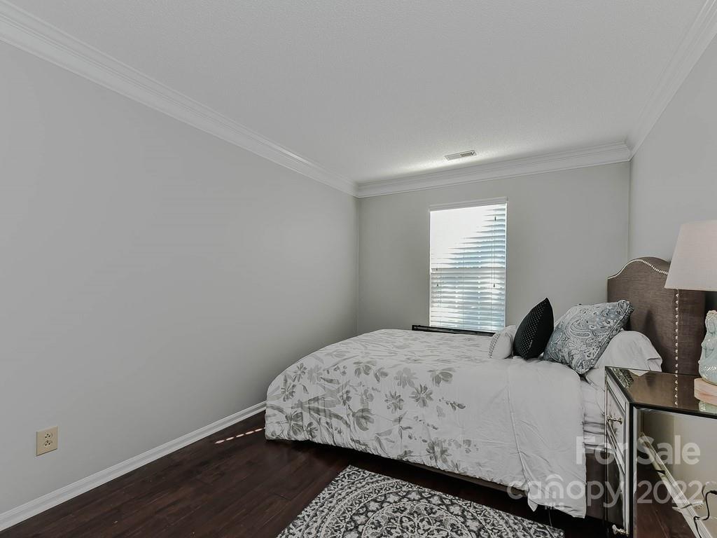 20109 Henderson Road