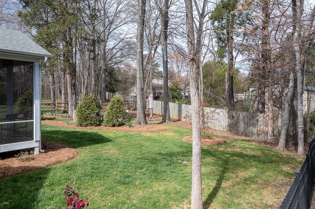 9517 Northdowns Lane