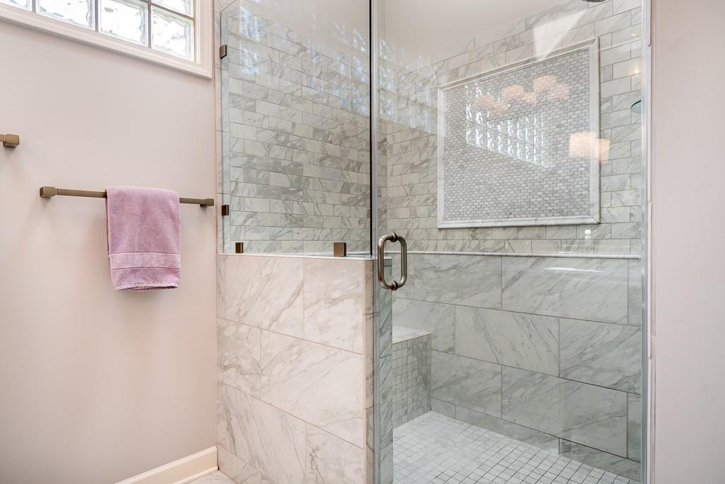 9517 Northdowns Lane