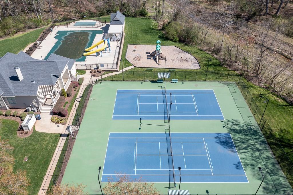 9517 Northdowns Lane