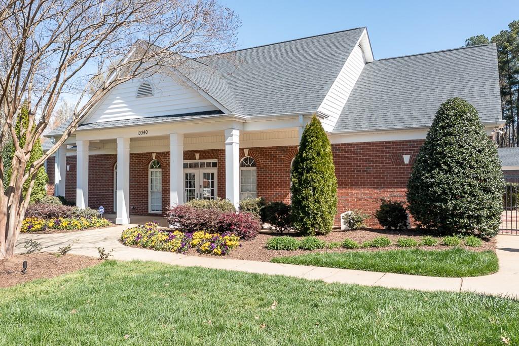 9517 Northdowns Lane