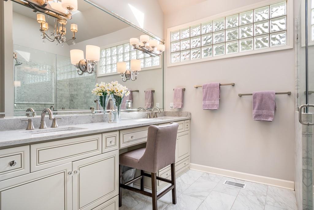 9517 Northdowns Lane