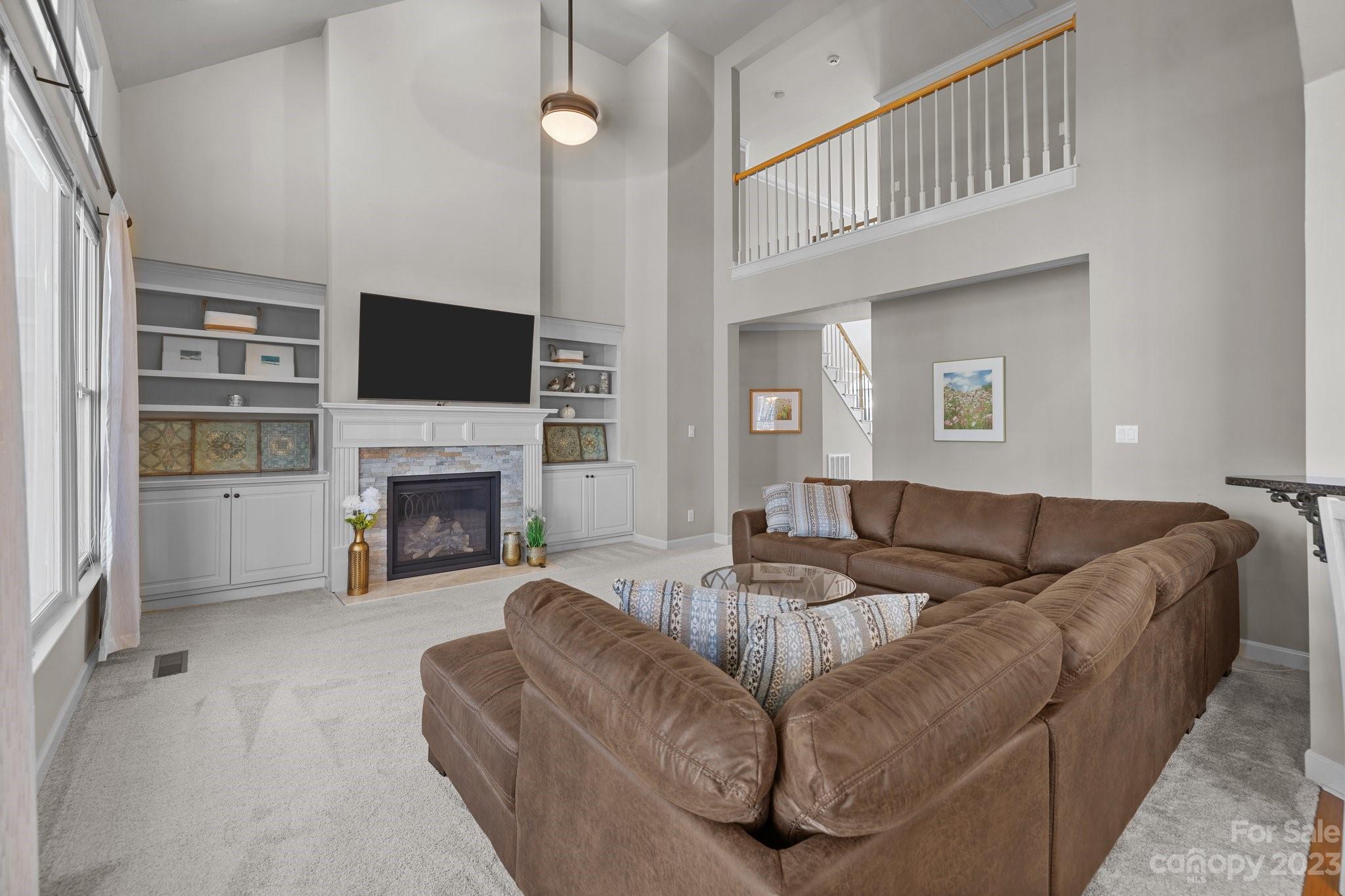 9517 Northdowns Lane