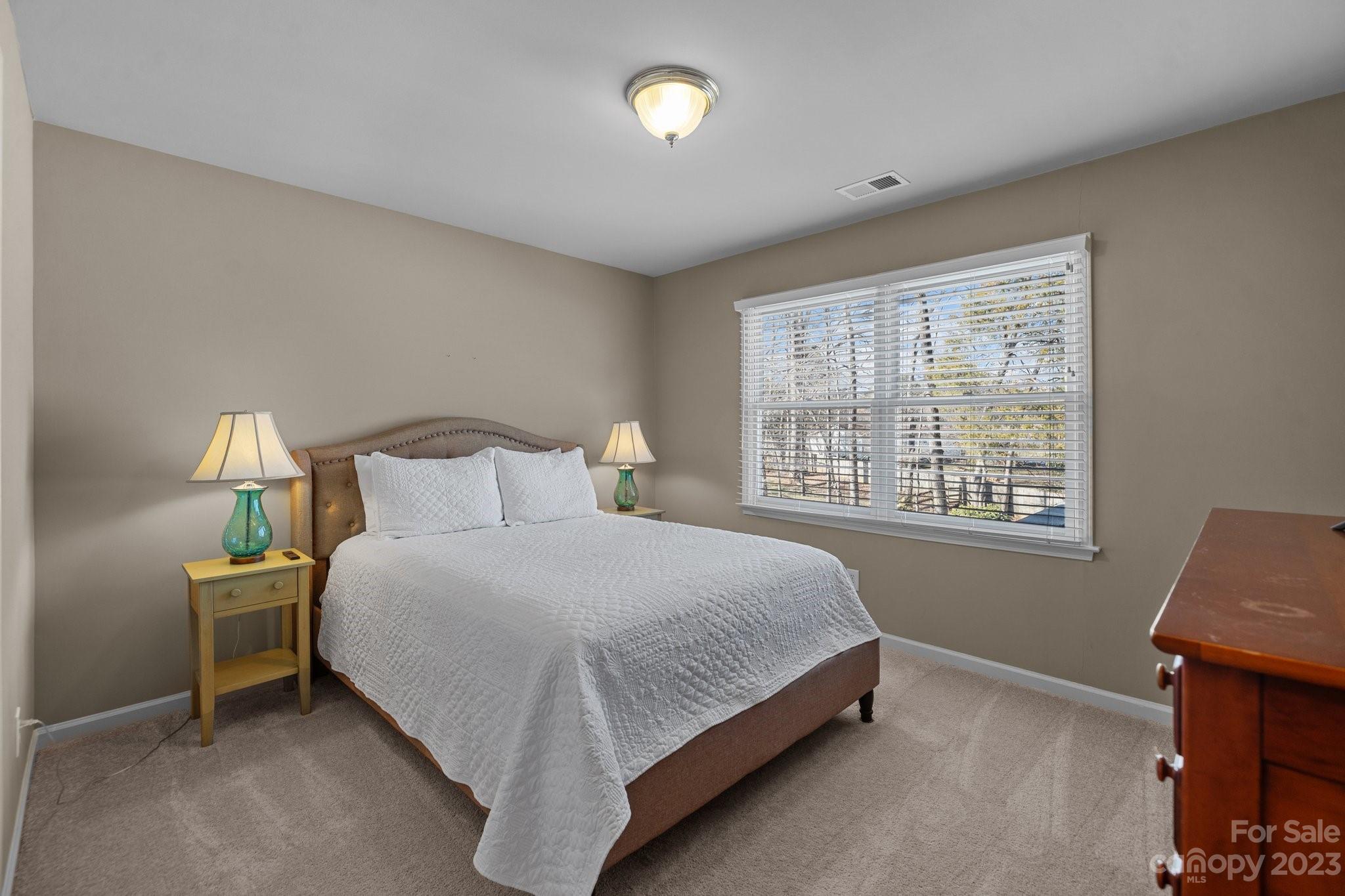 9517 Northdowns Lane