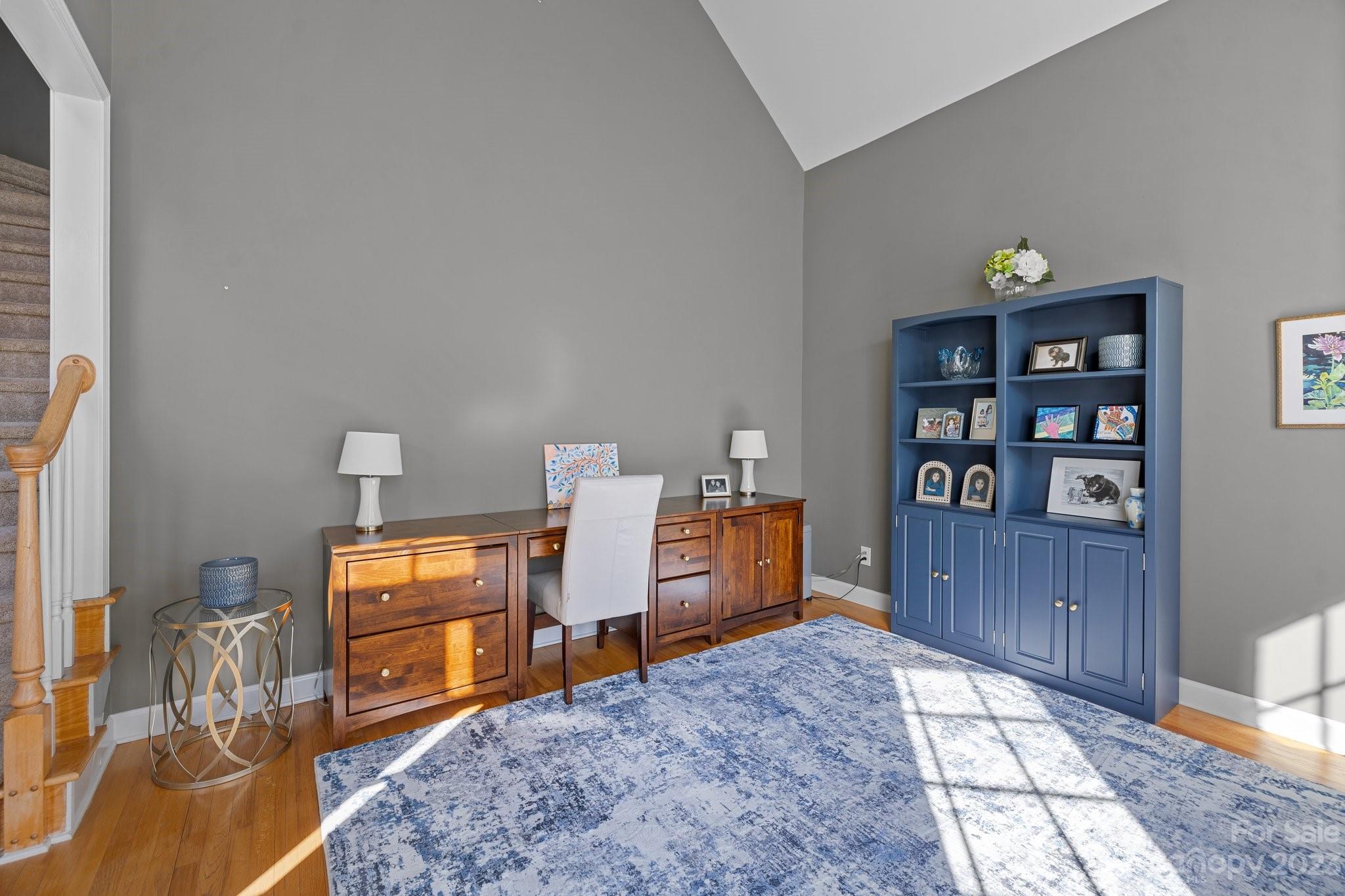 9517 Northdowns Lane