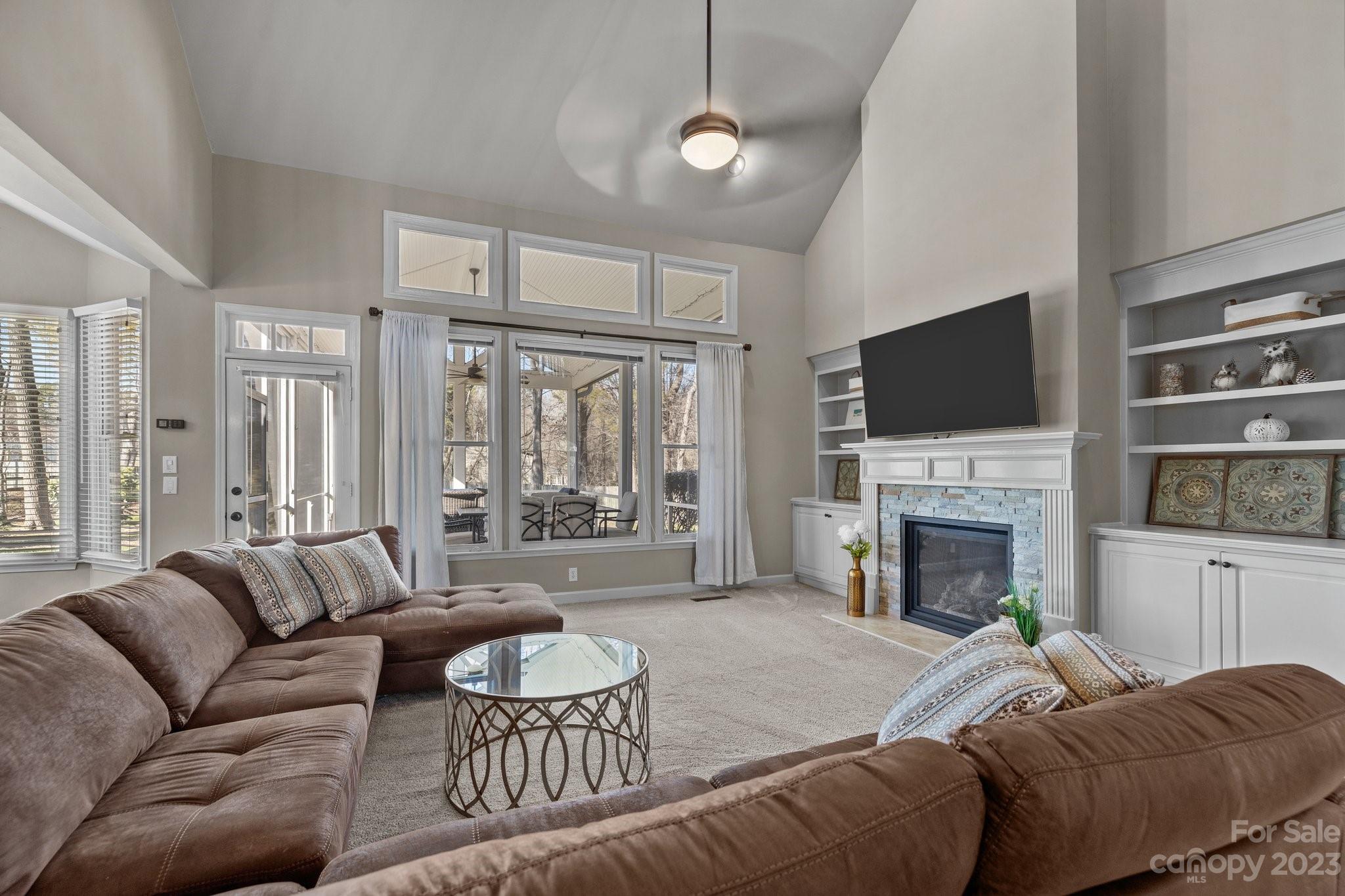 9517 Northdowns Lane