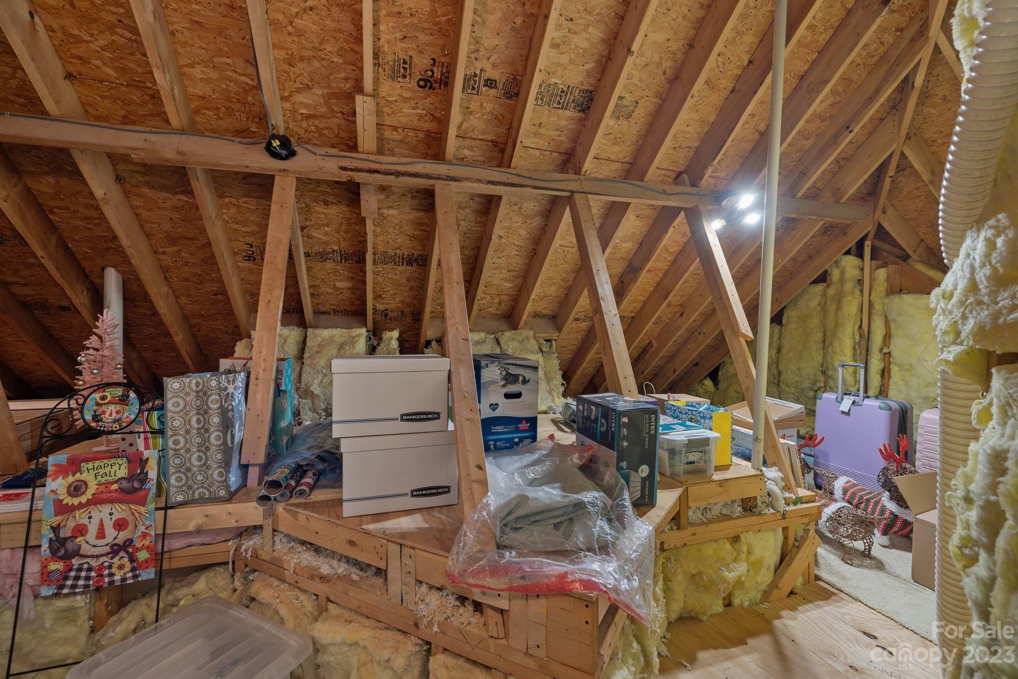 9517 Northdowns Lane