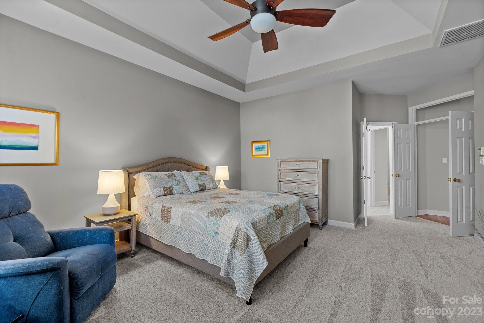 9517 Northdowns Lane