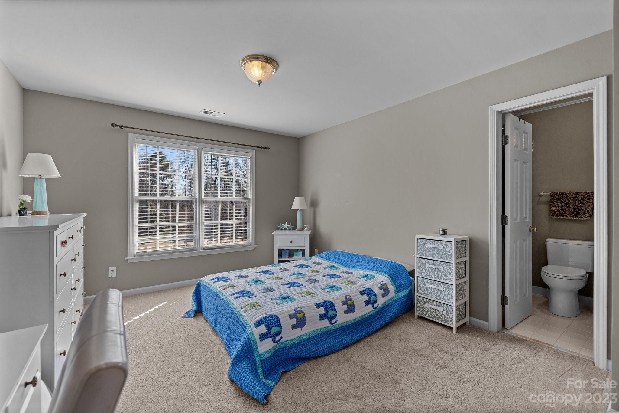 9517 Northdowns Lane