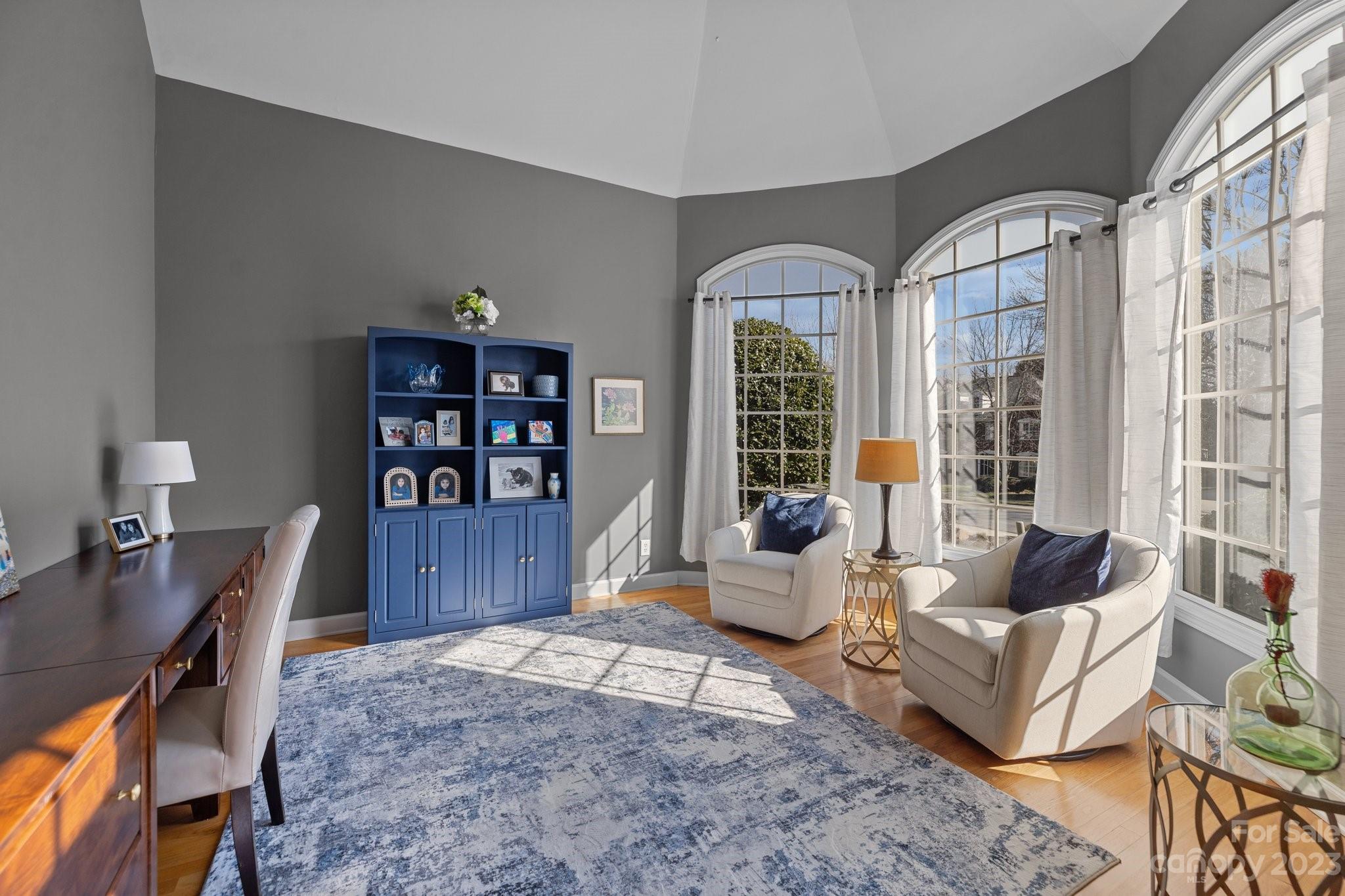 9517 Northdowns Lane