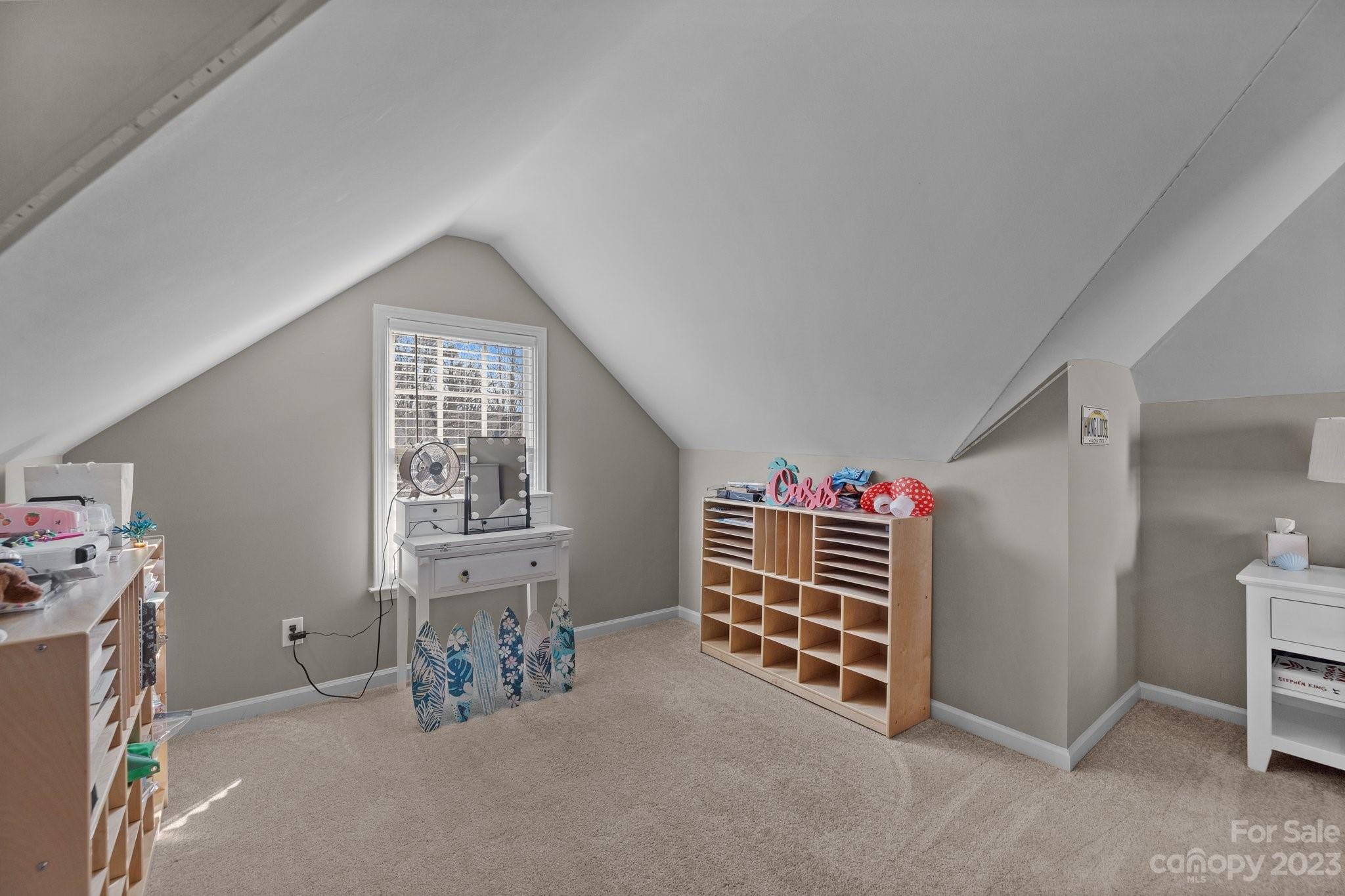 9517 Northdowns Lane