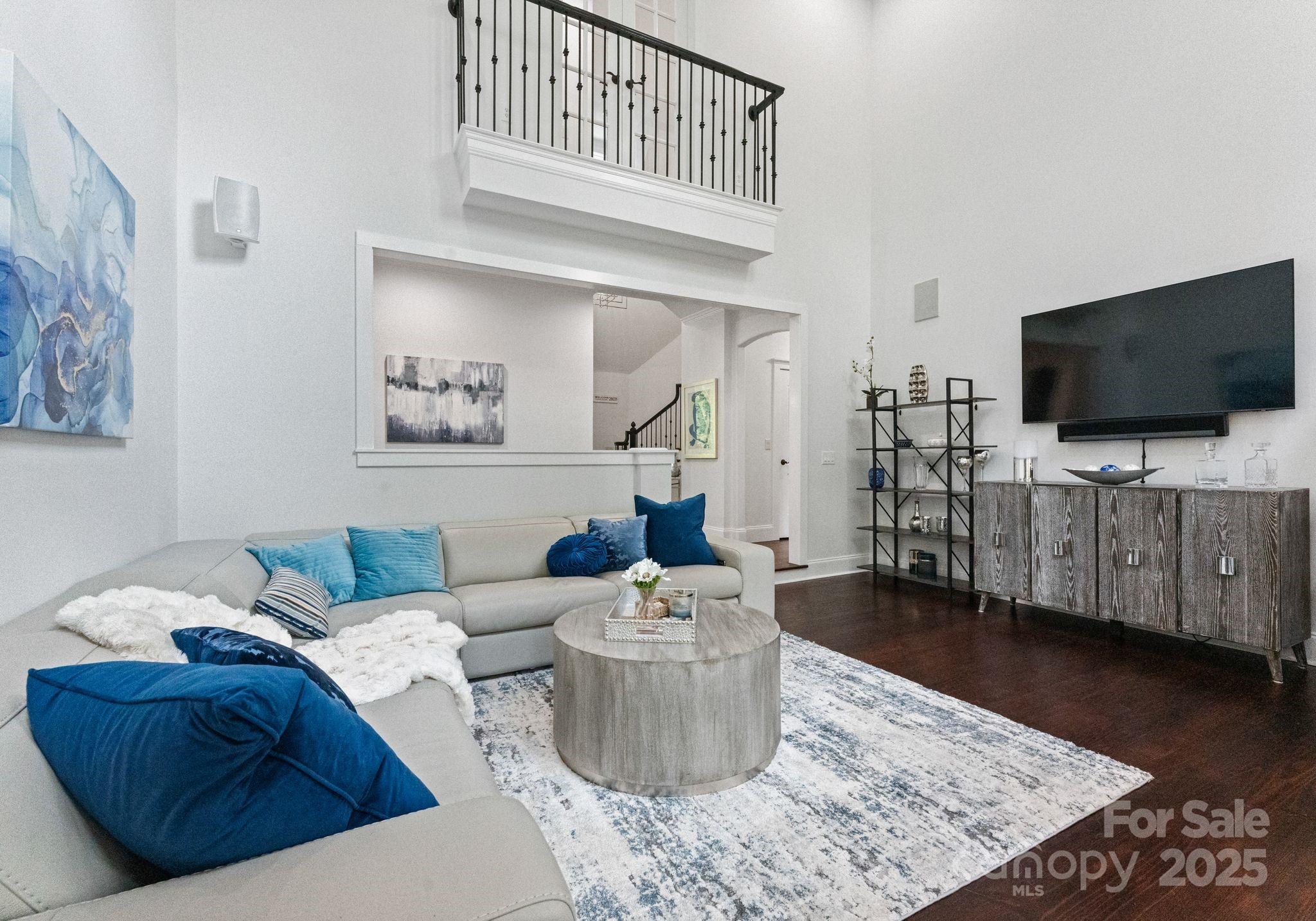 20361 Enclave Oaks Court