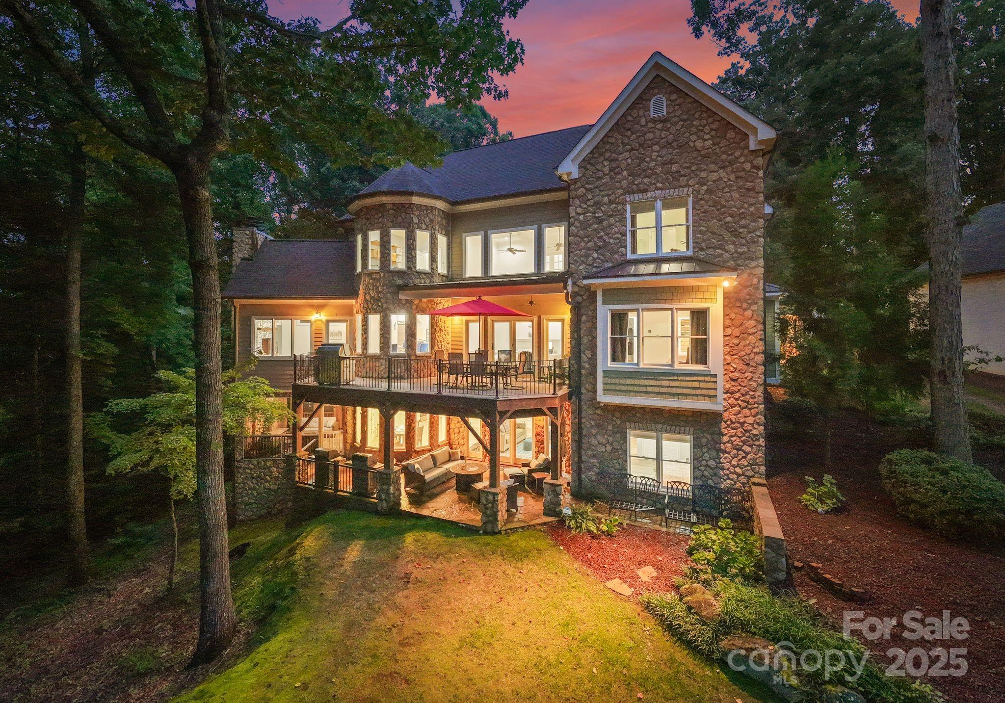 20361 Enclave Oaks Court