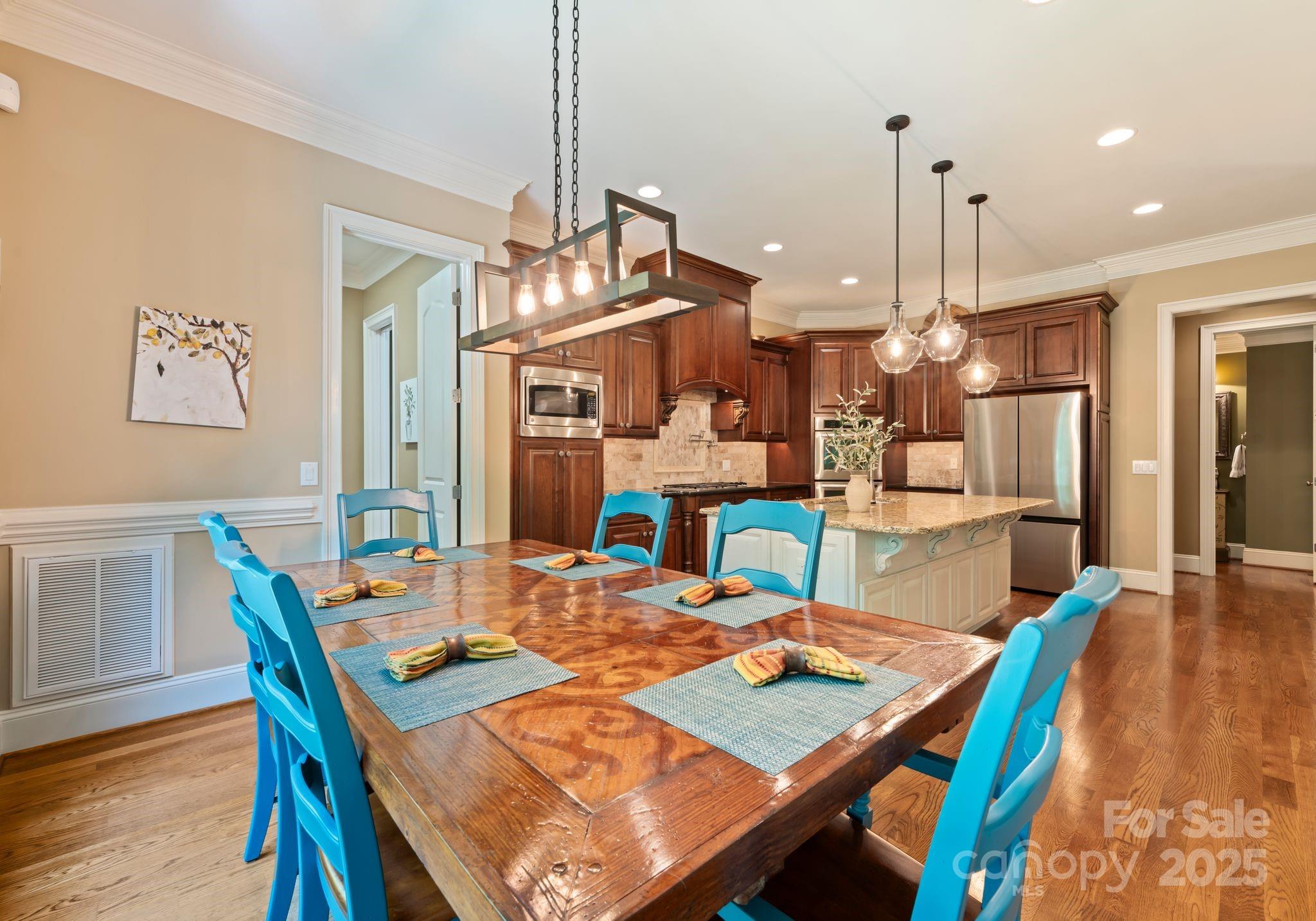 10150 Enclave Circle