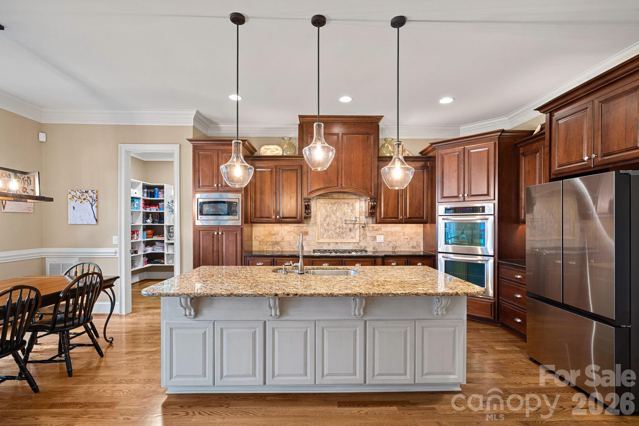 10150 Enclave Circle