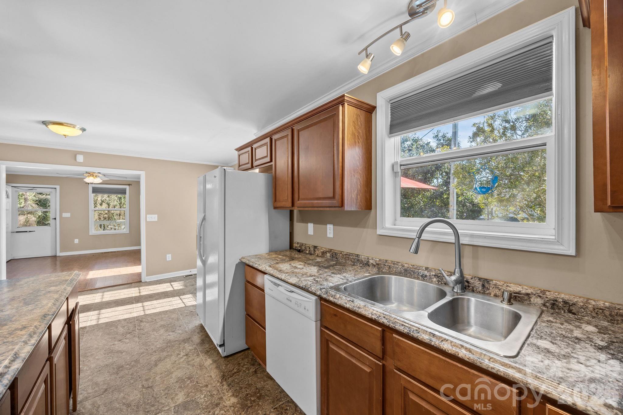 708 Old Charlotte Road SW