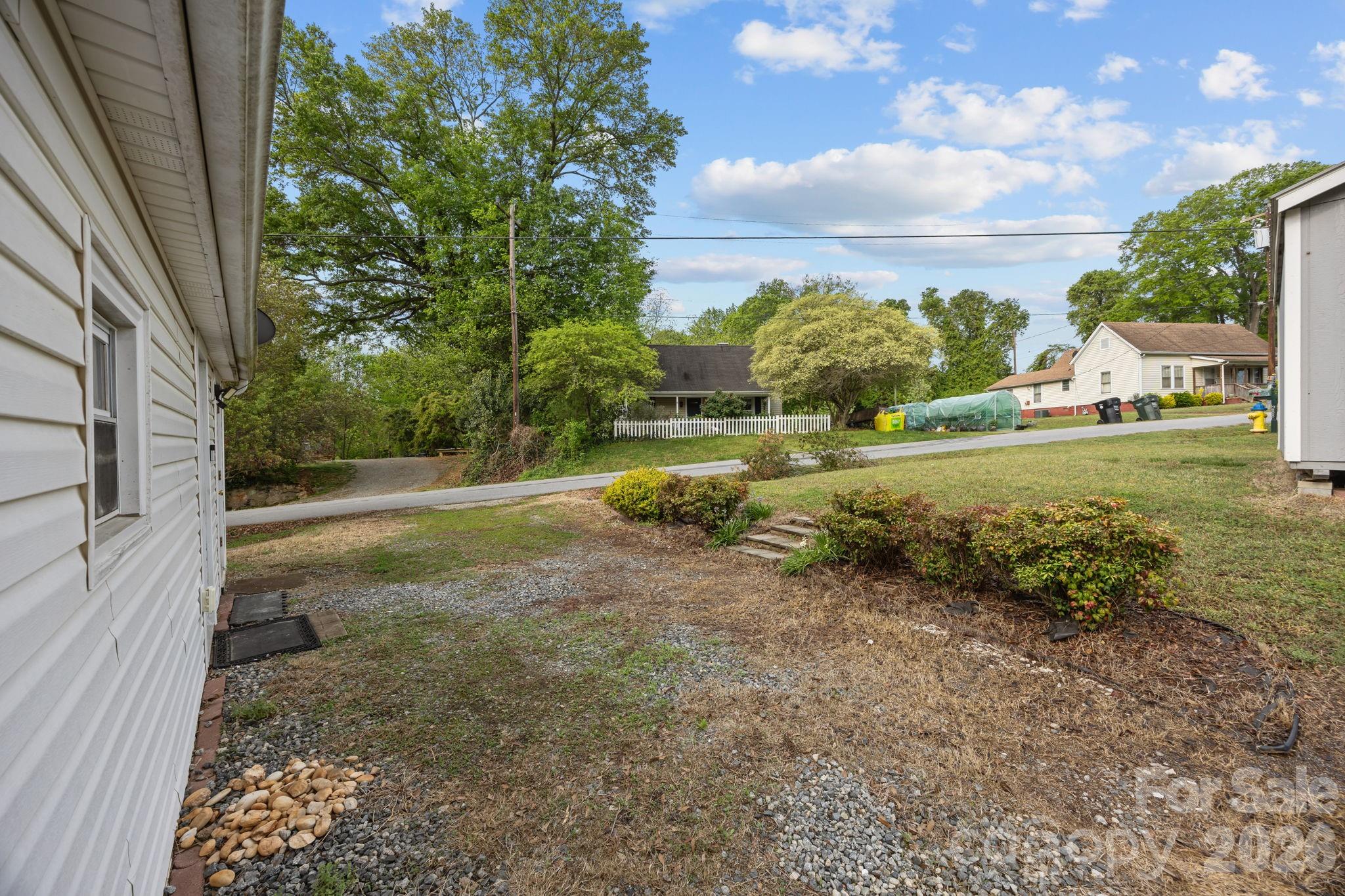 708 Old Charlotte Road SW