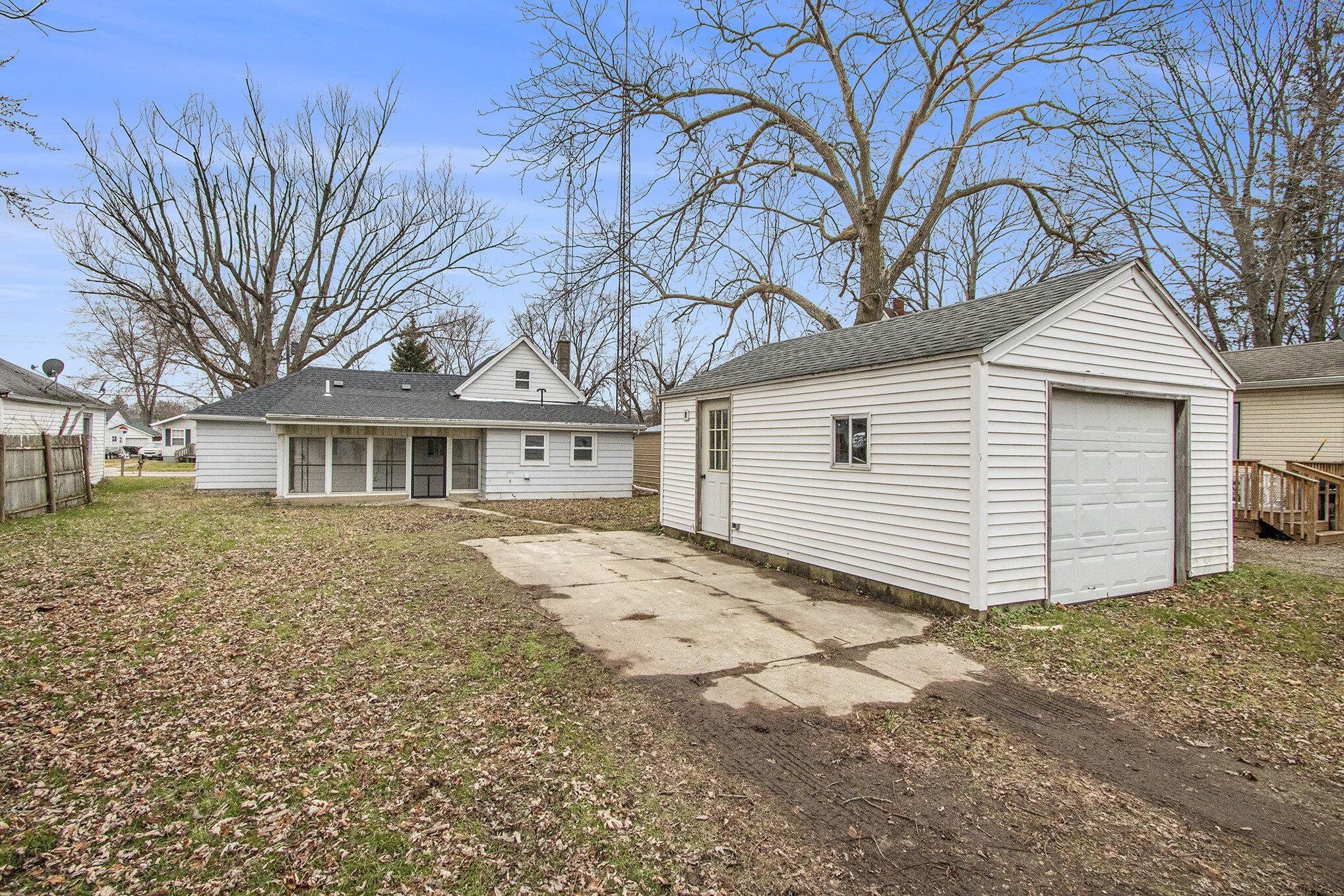 223 S Pleasant Street