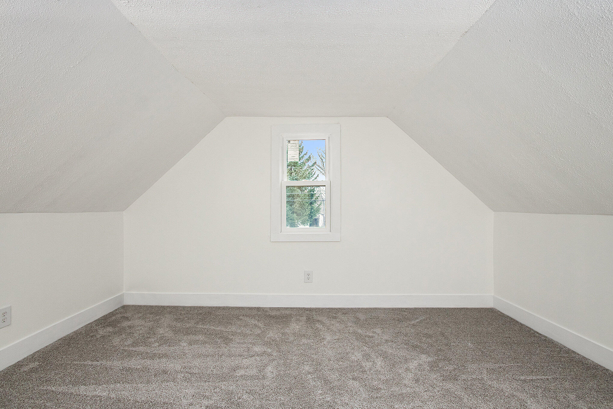 223 S Pleasant Street