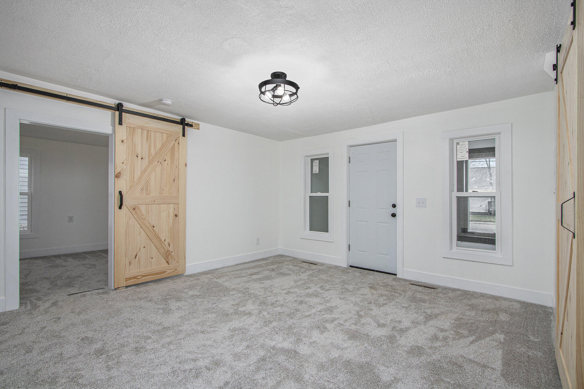 223 S Pleasant Street