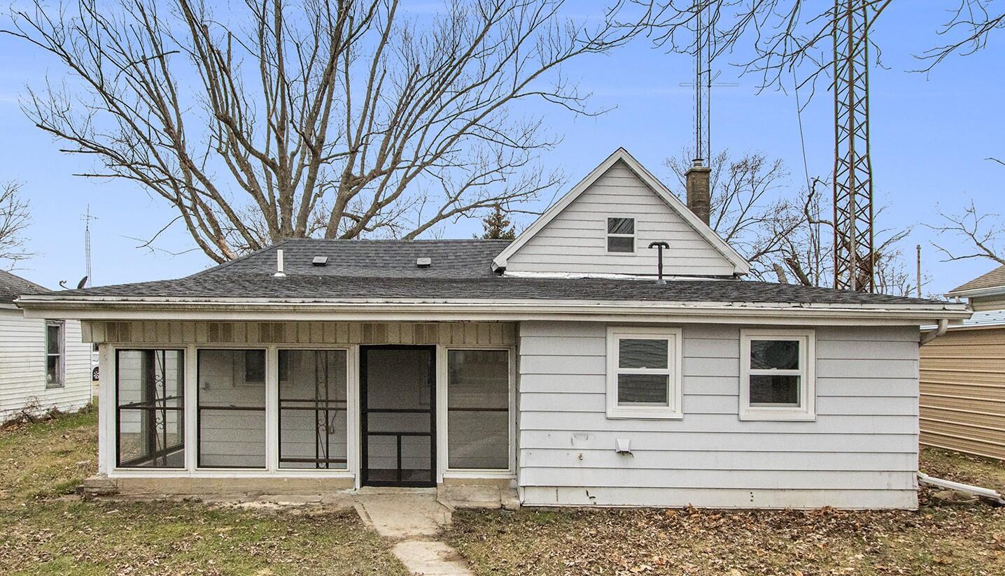 223 S Pleasant Street