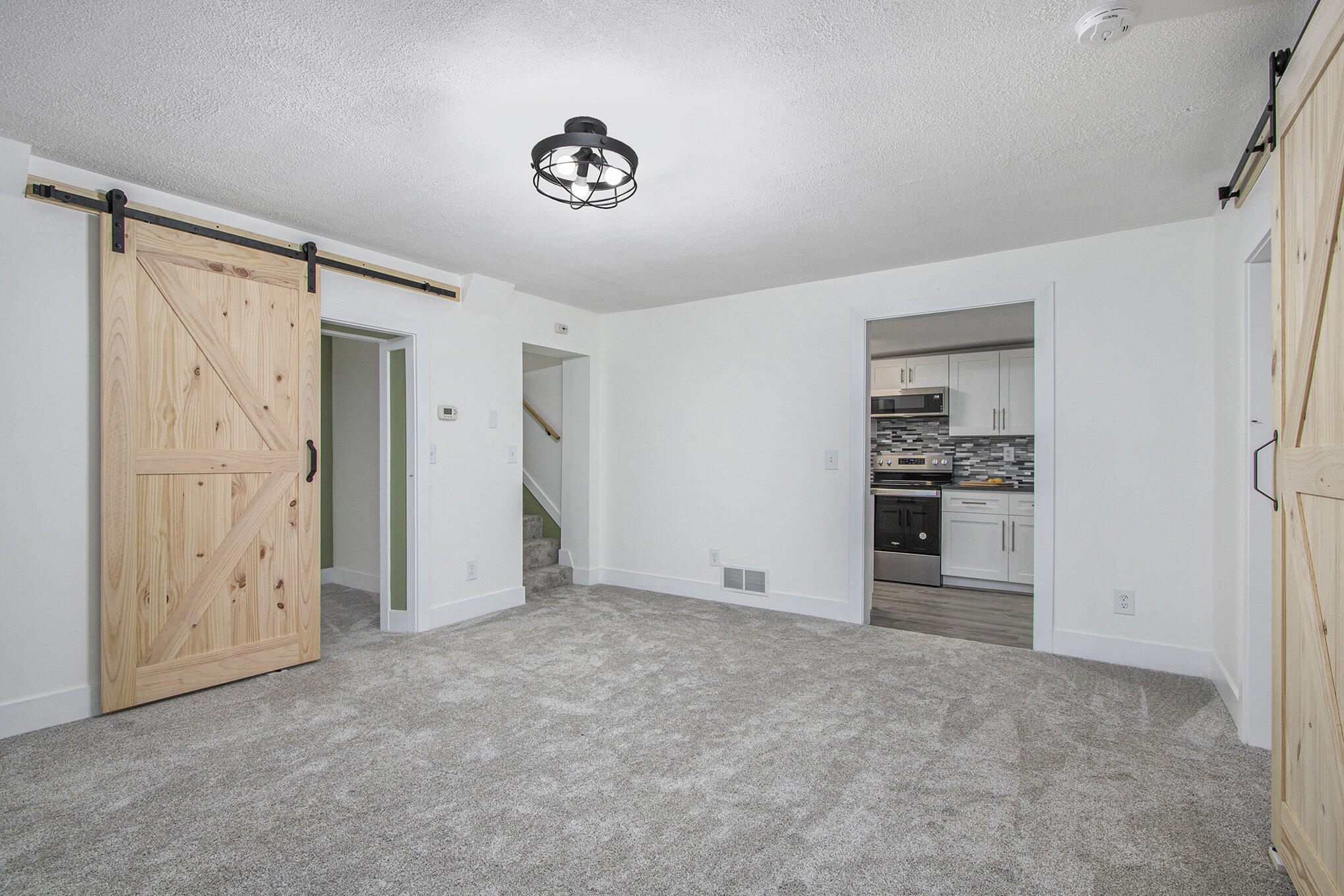 223 S Pleasant Street