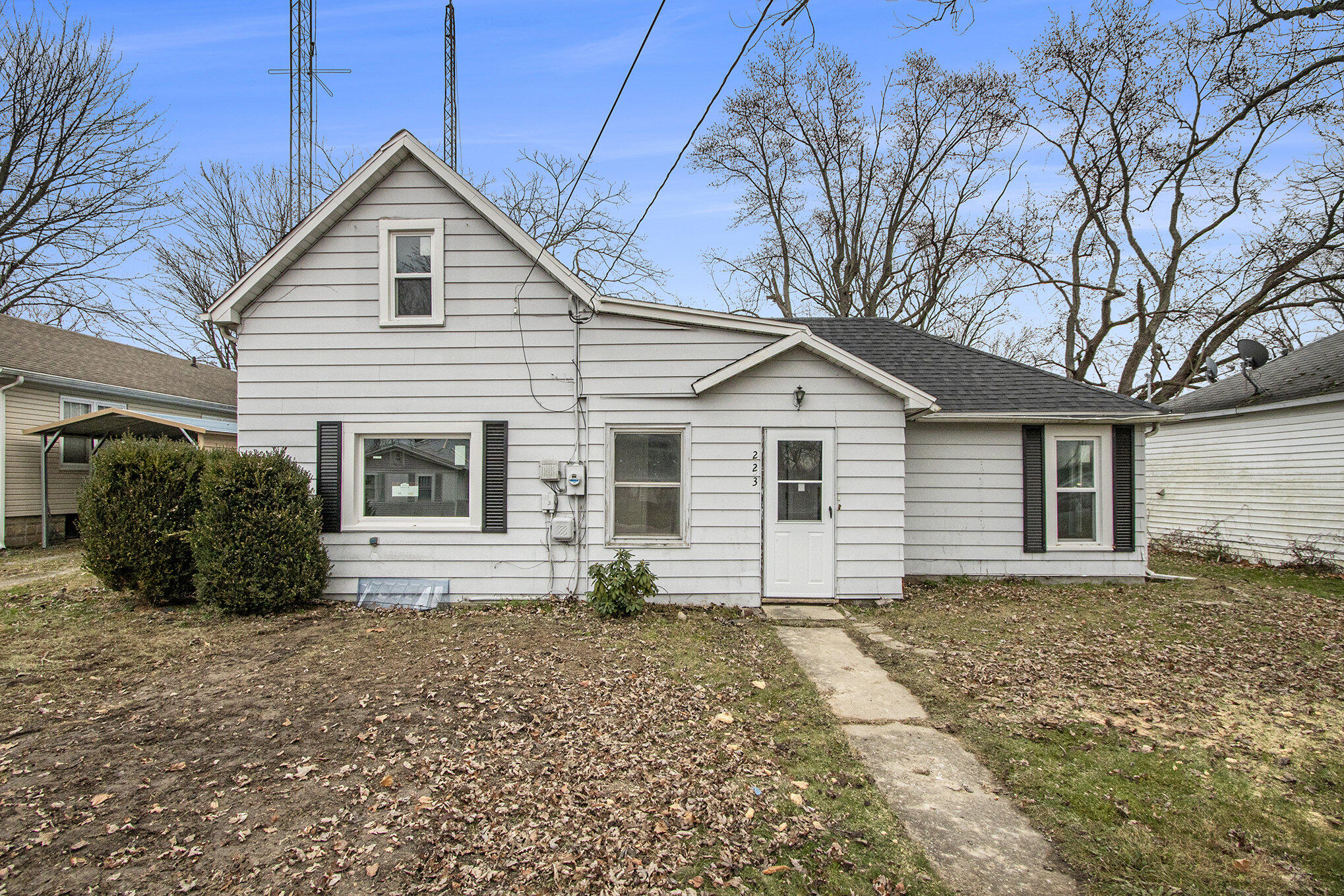 223 S Pleasant Street